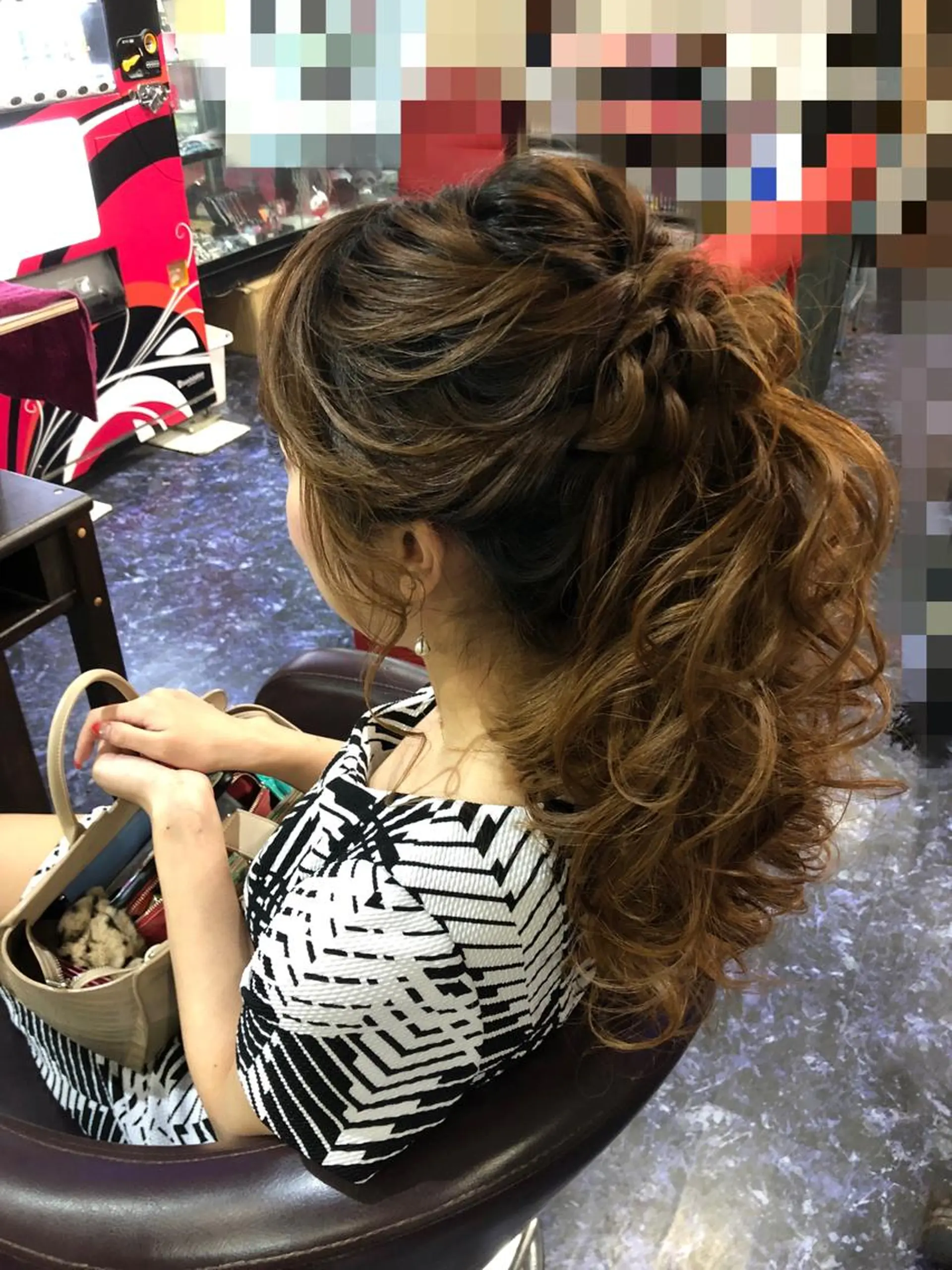 ロング ヘアアレンジ vi viのヘアスタイル