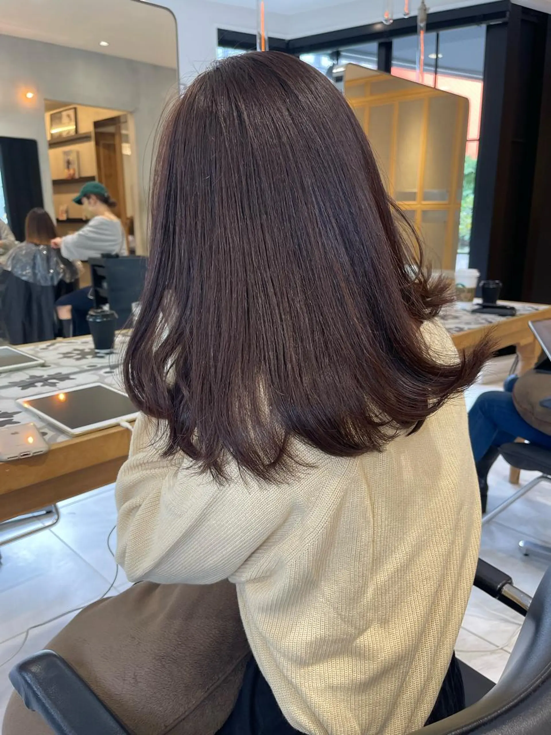 ミディアム カラー ブラウンカラー ピンクカラー ピンクブラウン ラベンダー/レイヤー スタイル🤎mamiのヘアスタイル