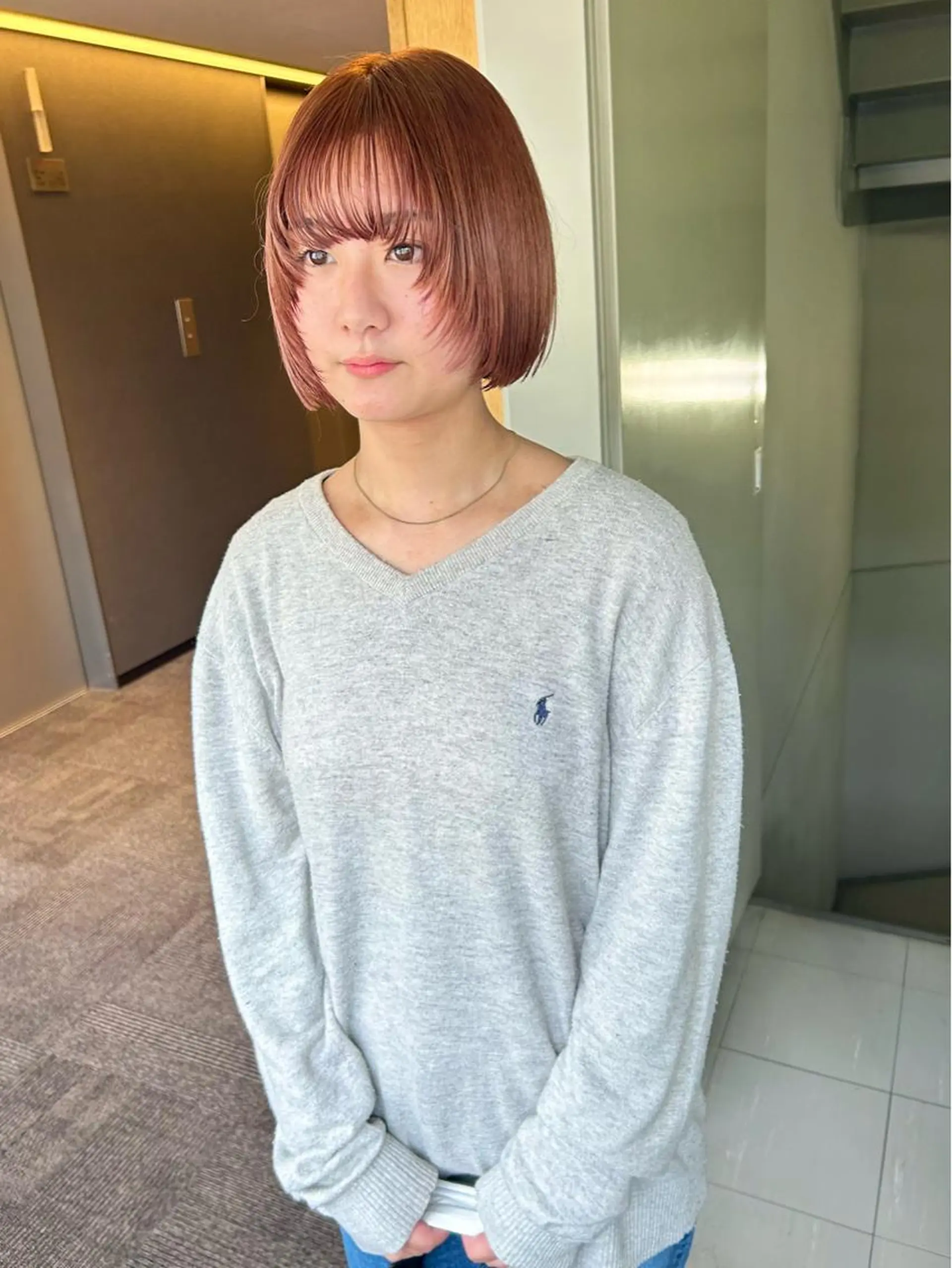 ショート カラー パーマ ヘアアレンジ ブリーチ ボブ 顔まわりレイヤー レイヤーカット 髪と音処　マトぺ所属・デザインカラー/ボブ ブリーチカラー/ユリのヘアスタイル