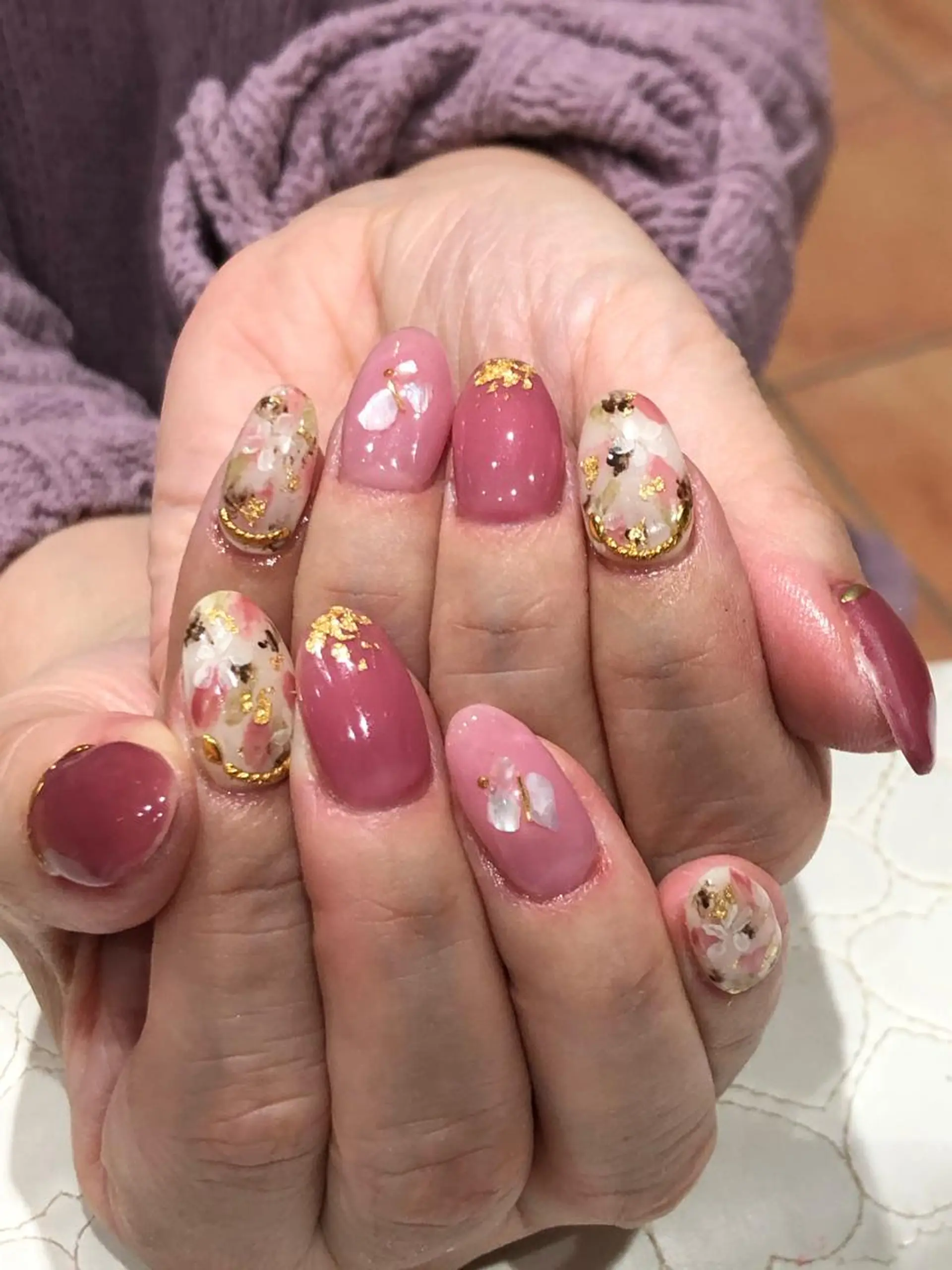 ネイル ハンドネイル Nest 三田のマツエク・マツパデザイン