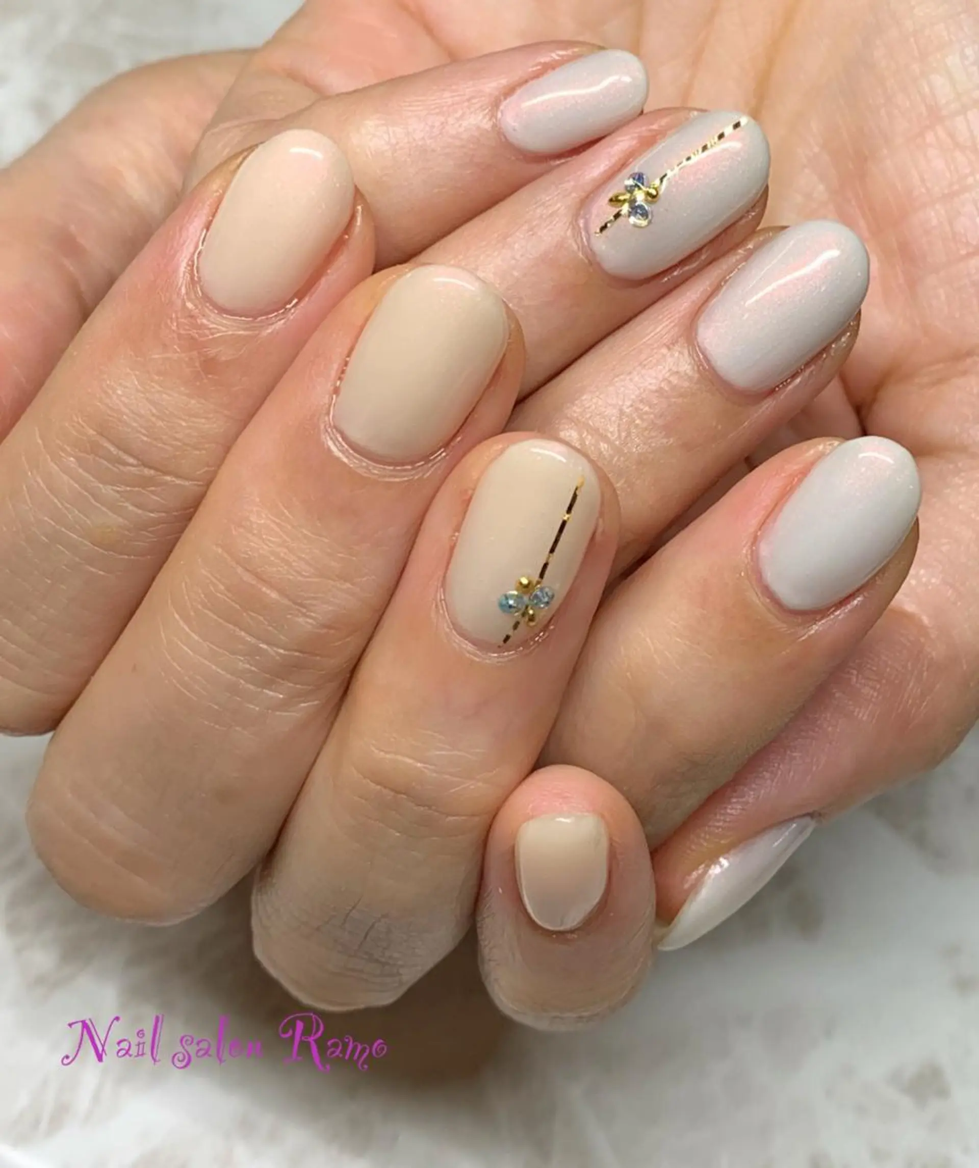 ネイル アートネイル ブルー ジェルネイル パラジェル シンプルネイル Nail salon Ramo所属・松田 祥子のネイルデザイン