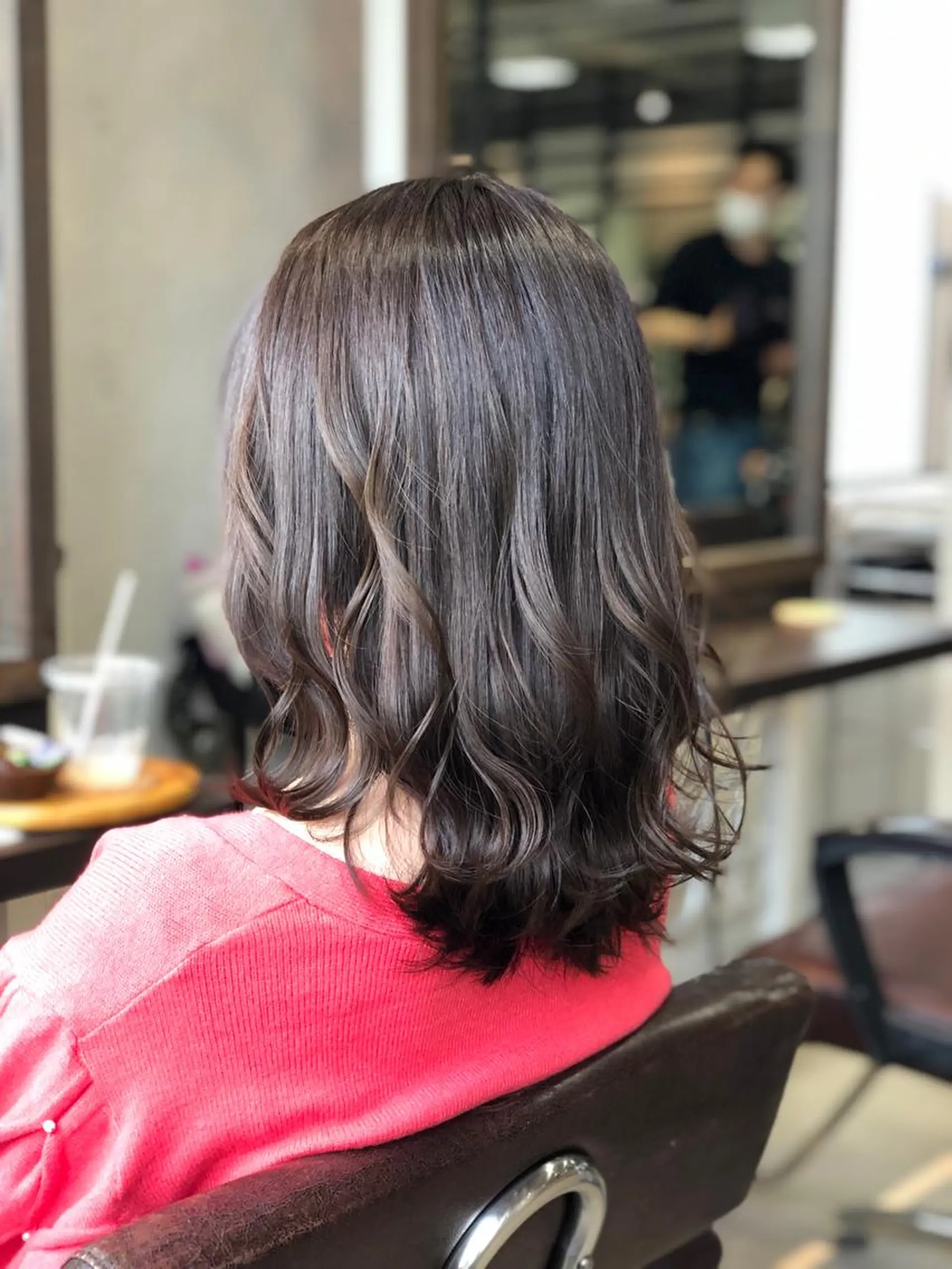 ミディアム 外ハネヘア 髪質改善のプロ☘️ 二村祐輝のヘアスタイル