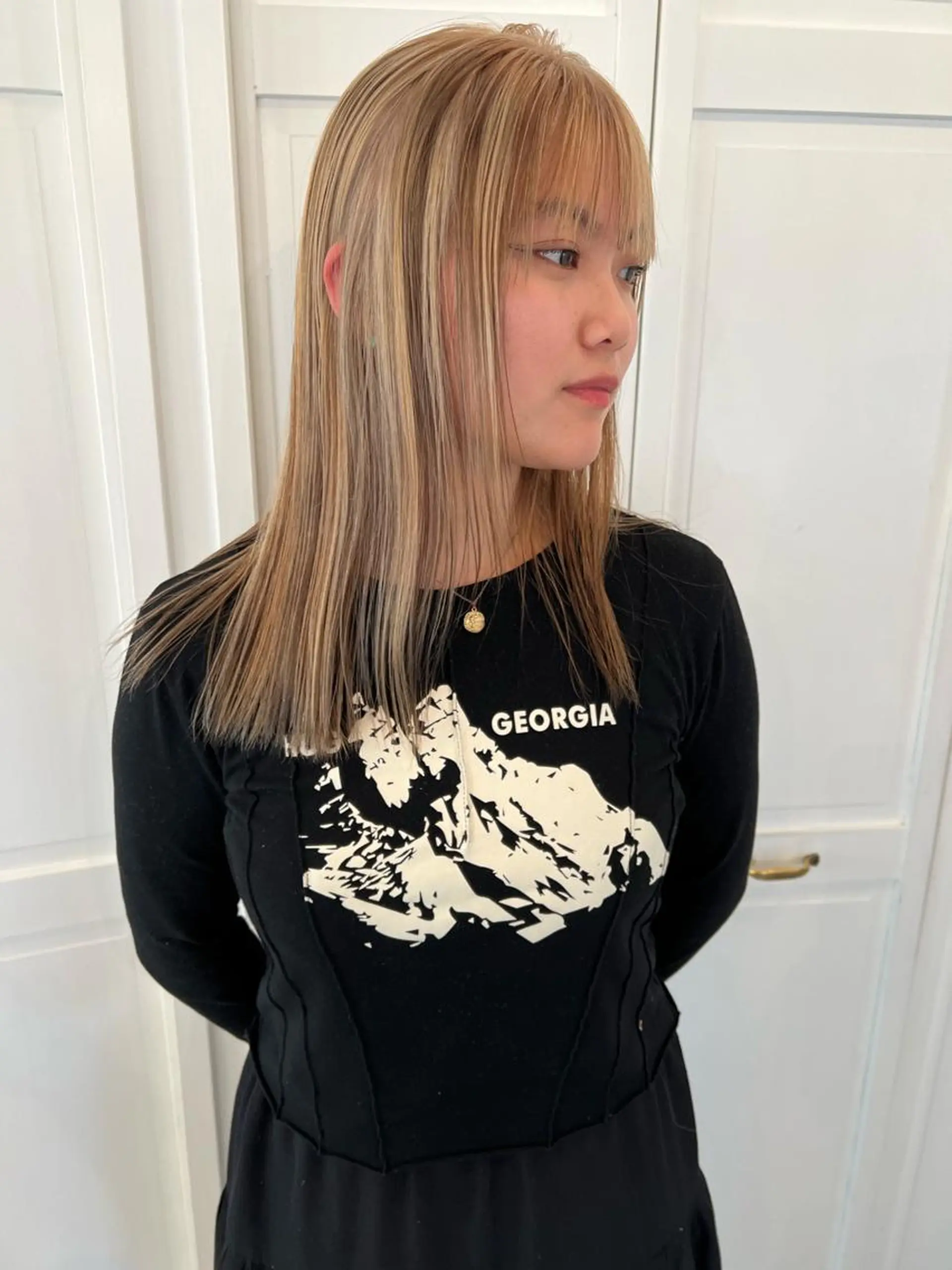 カラー ヘアカラー ブリーチカラー🎀 韓国風/寺門美優のヘアスタイル