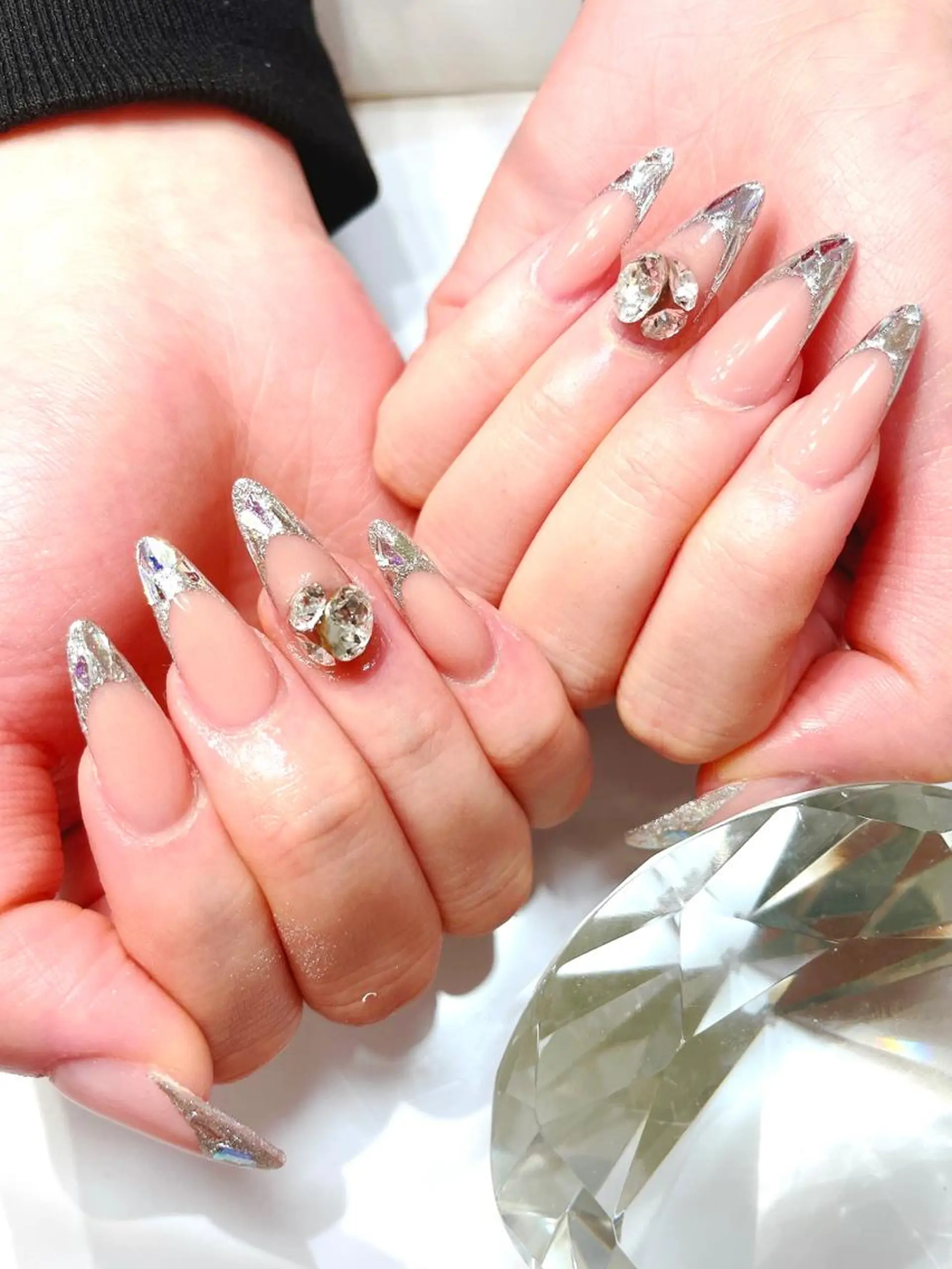 ネイル フレンチネイル ジェルネイル ガラスフレンチ スカルプネイル シンプルネイル ハンドネイル ネイルサロンアウル ayaka💋のネイルデザイン