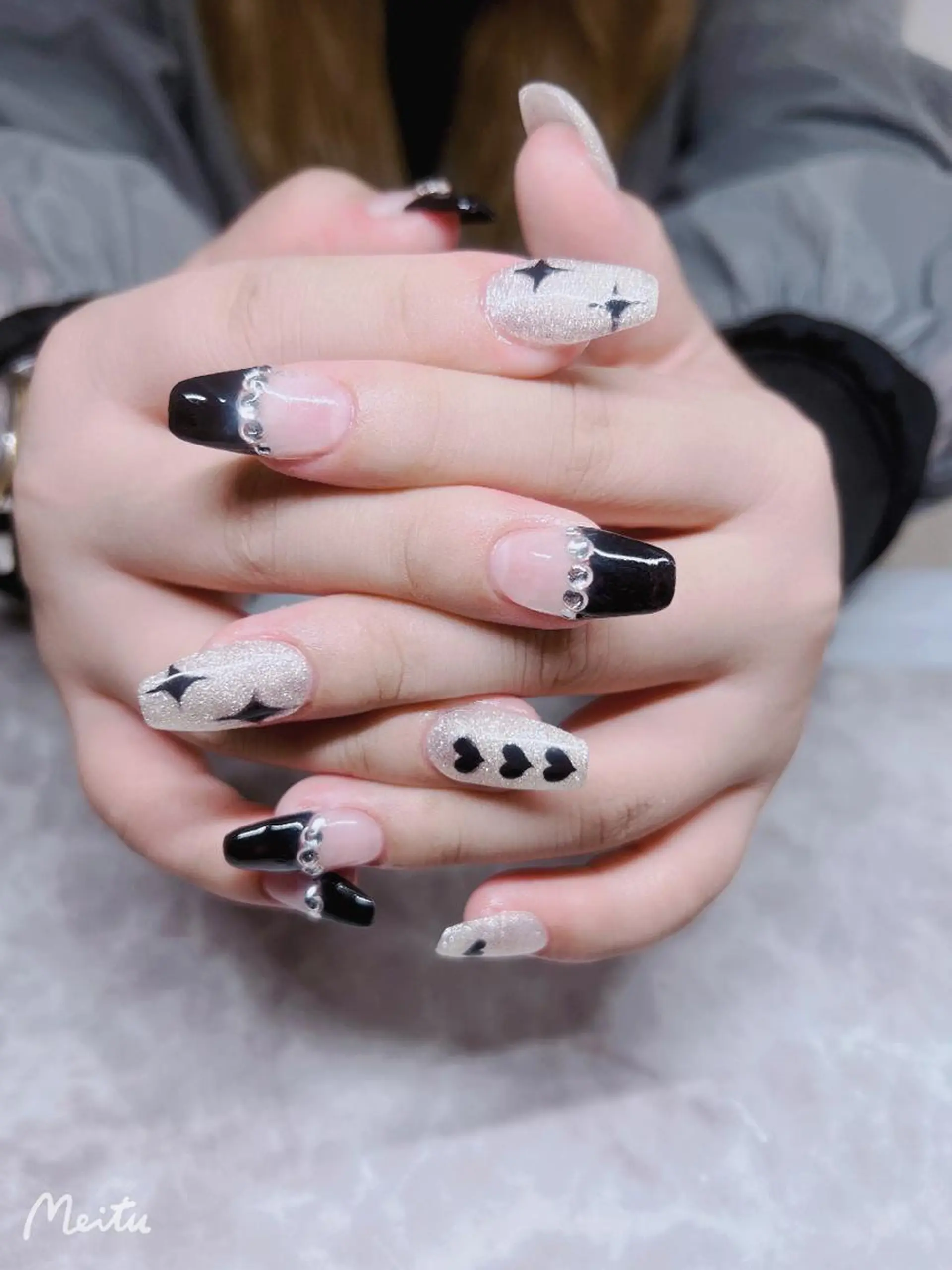 ネイル ISA_ BELLAのネイルデザイン