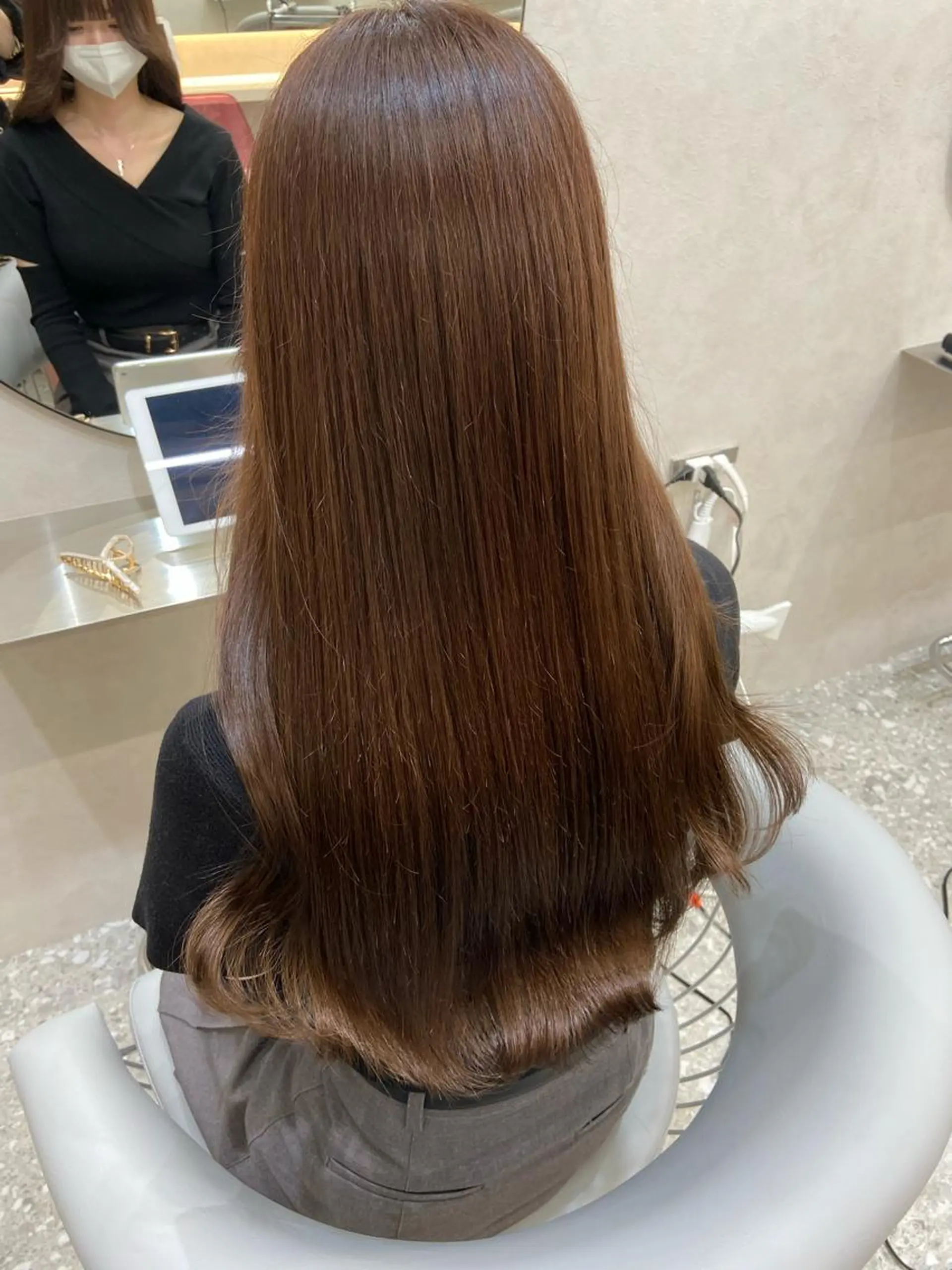 ロング カラー ベージュカラー ミルクティーベージュ オリーブベージュ 韓国風ヘア 新宿/韓国ヘア 中明度カラー/かやのヘアスタイル