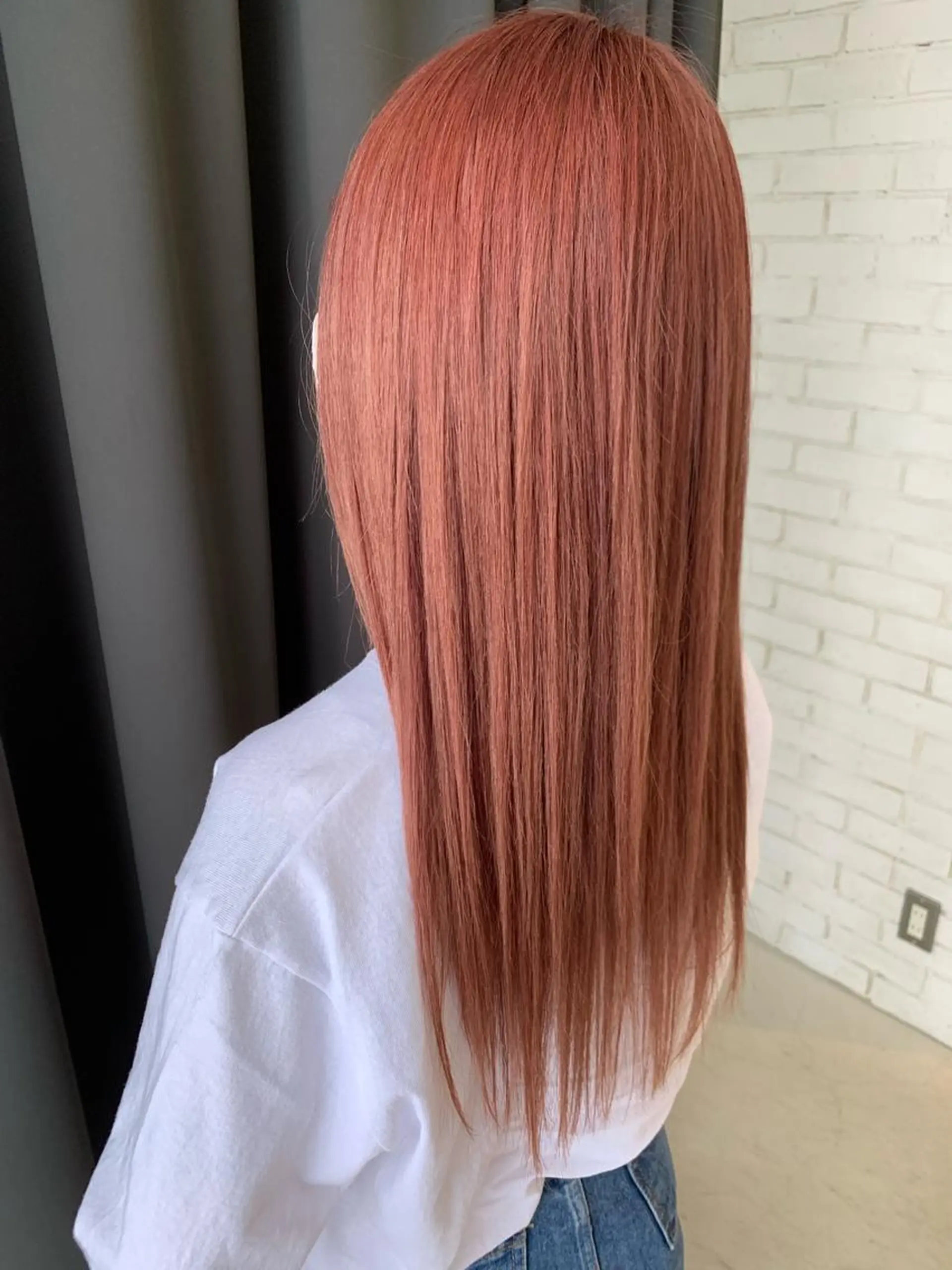 ロング カラー ピンクカラー 縮毛矯正 トリートメント LUXBE LUCEのヘアスタイル