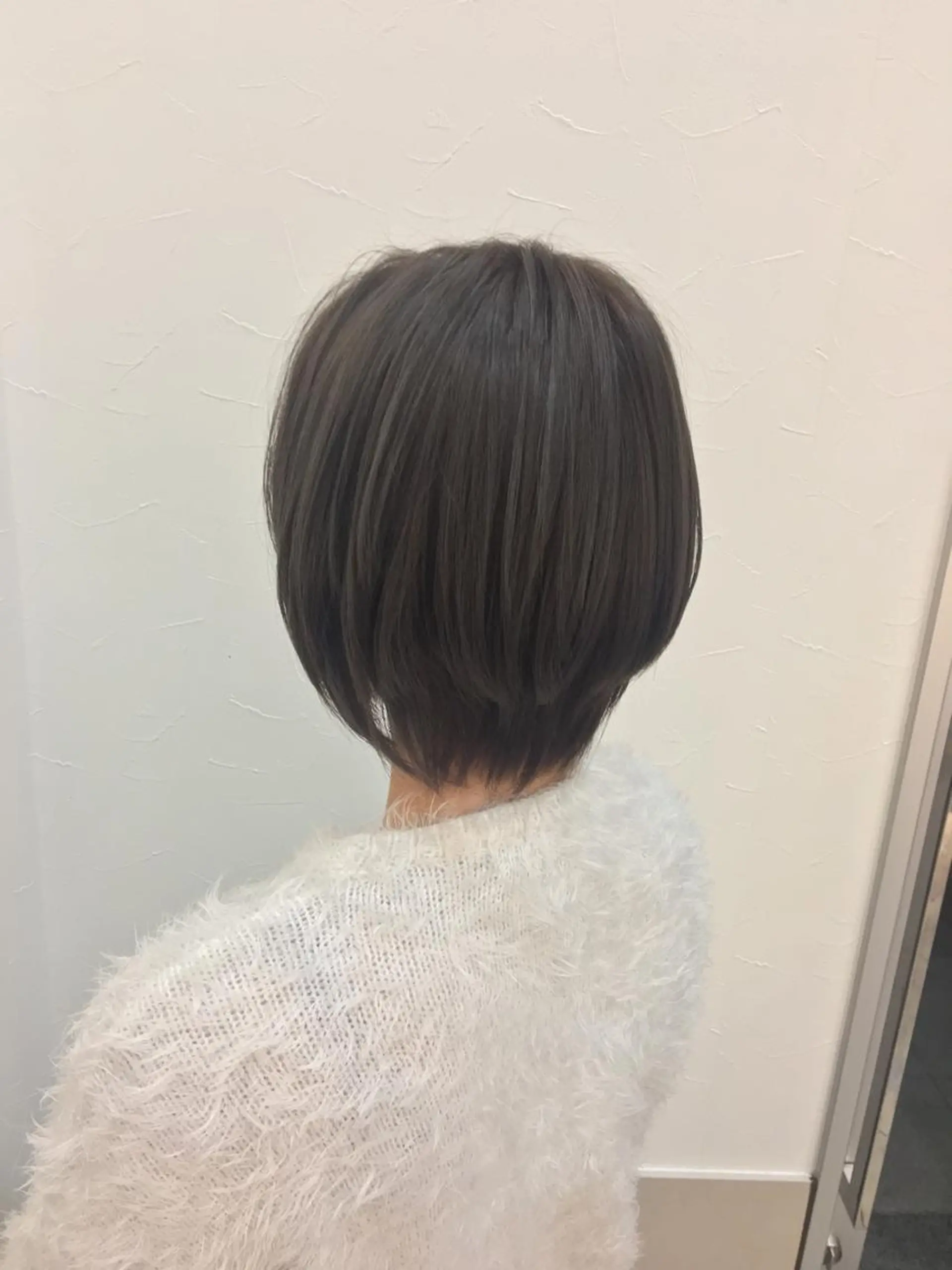 カラー グレージュ シルバー シルバーグレージュ MERu/高橋裕之 /レイヤー/艶カラーのヘアスタイル