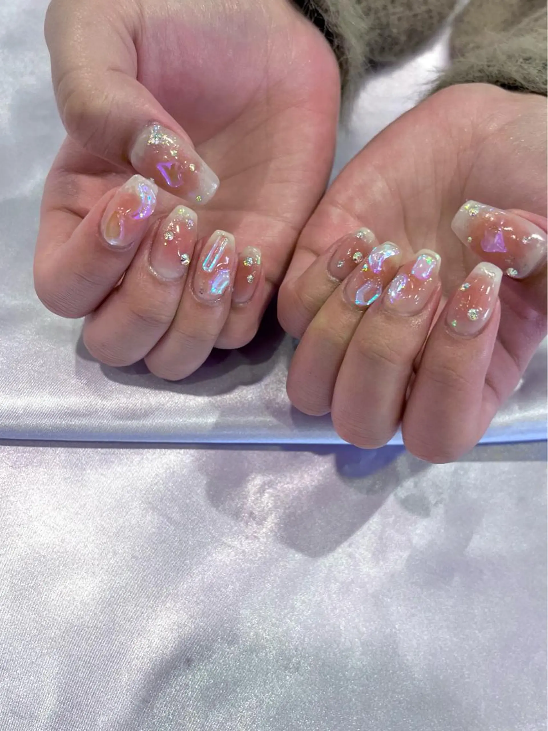 ネイル オーロラネイル チークネイル ガーリー ゴールド ハート ハンドネイル フットネイル para ☀︎ sol by BECK所属・Para Sol nail　Maoのネイルデザイン