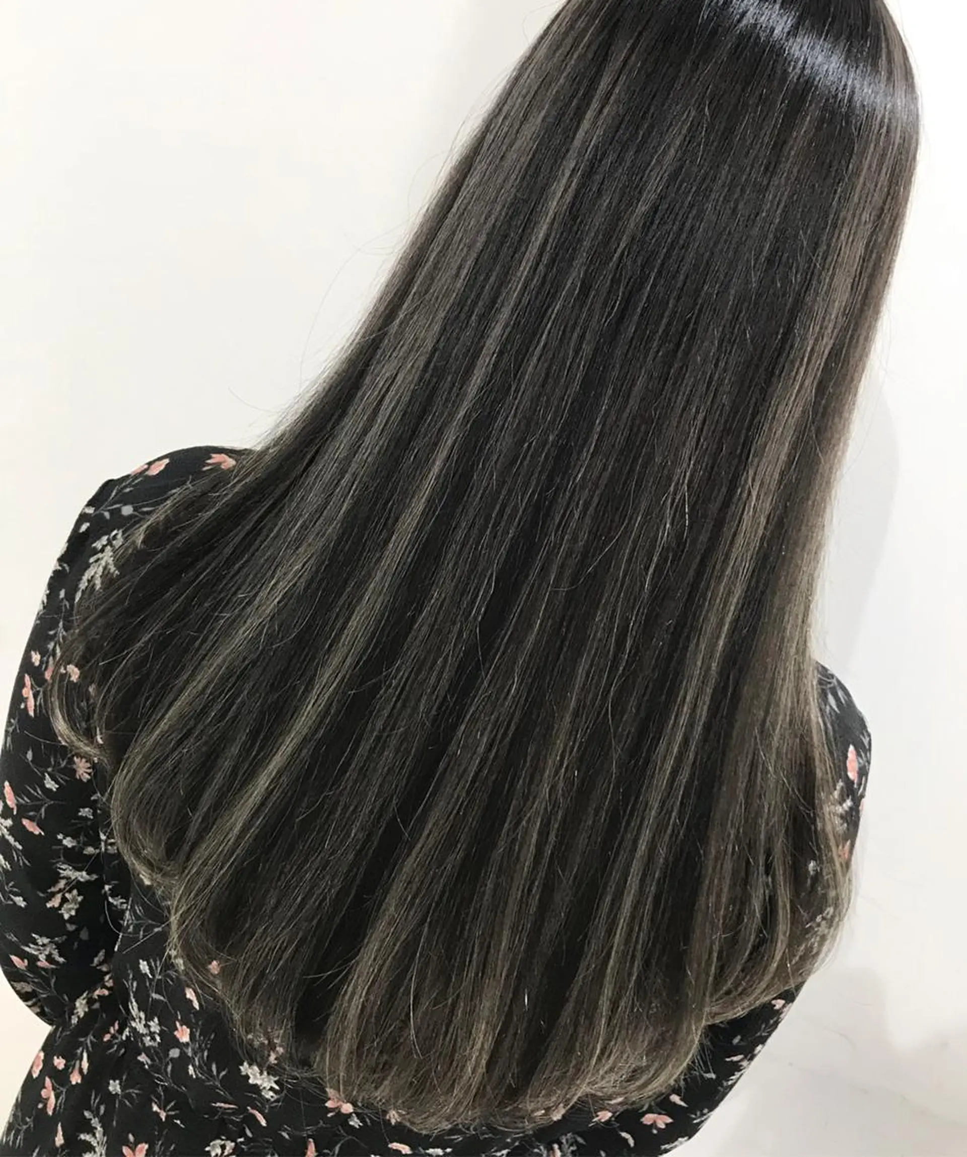 ロング カラー 似合わせ💖トレンド ✨TAKAMI😊のヘアスタイル
