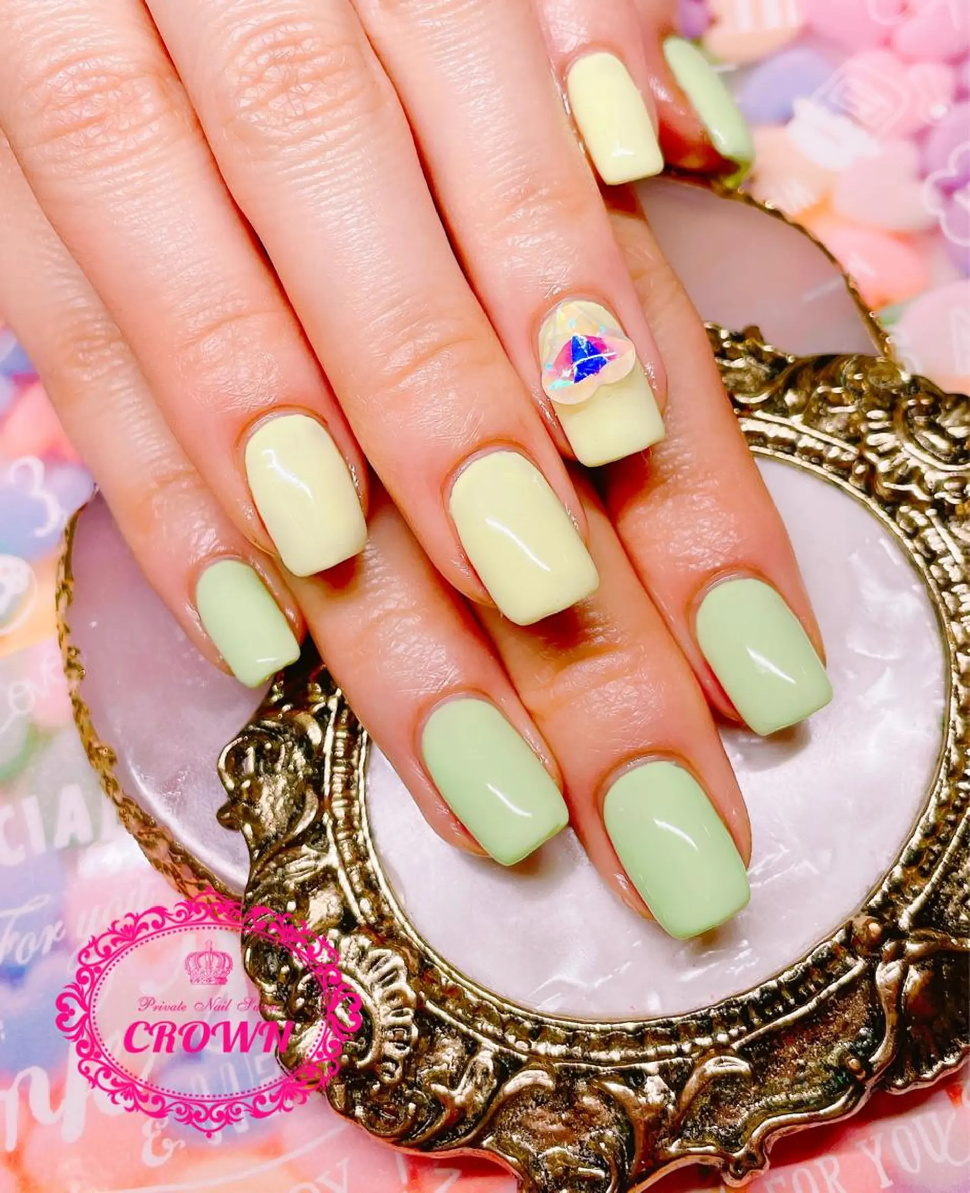 ネイル CROWN プライベートサロンのネイルデザイン