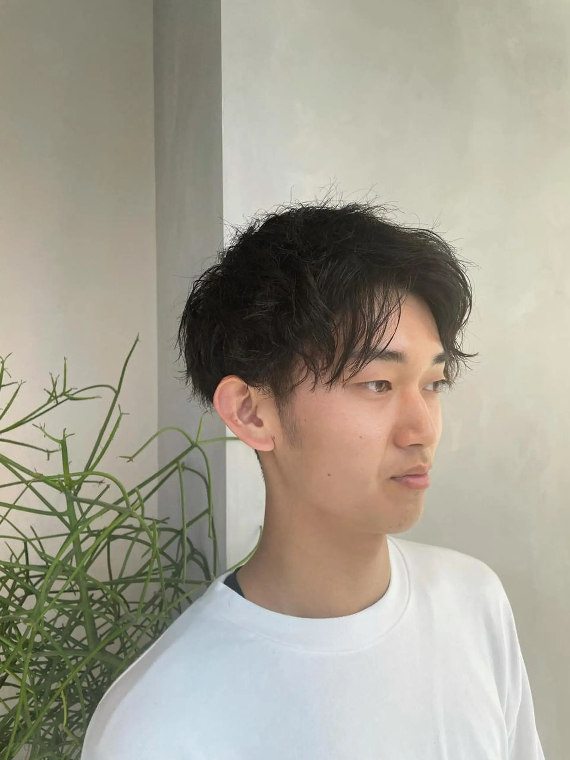 ショート パーマ メンズ 渋谷レイヤーカット/ 暖色艶カラー🩵高橋のヘアスタイル