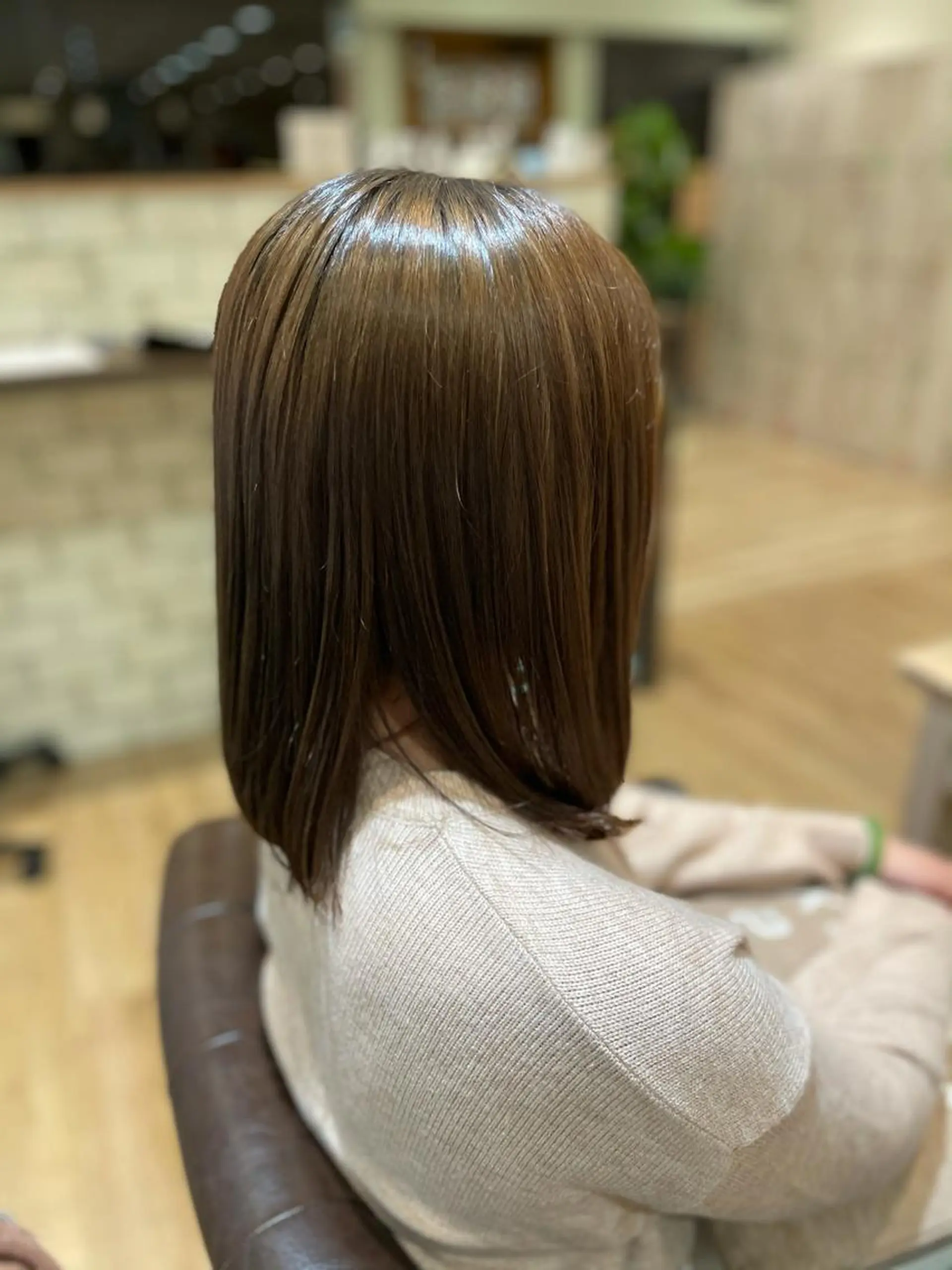 ミディアム カラー 高嶋 憂蘭々のヘアスタイル