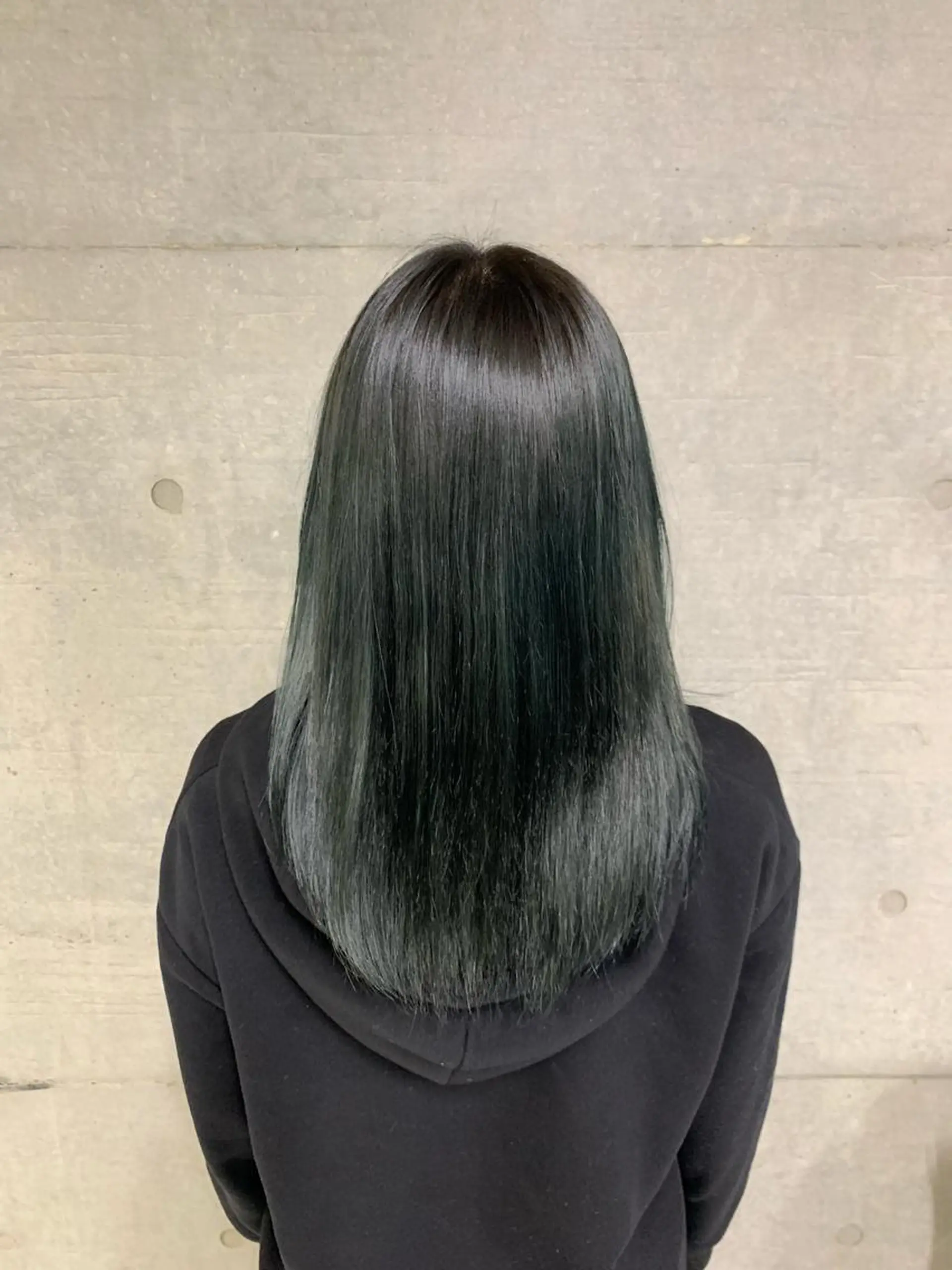 セミロング カラー メンズ ヘアカラー トリートメント THE./ブリーチ 透感カラー/髪質改善のヘアスタイル