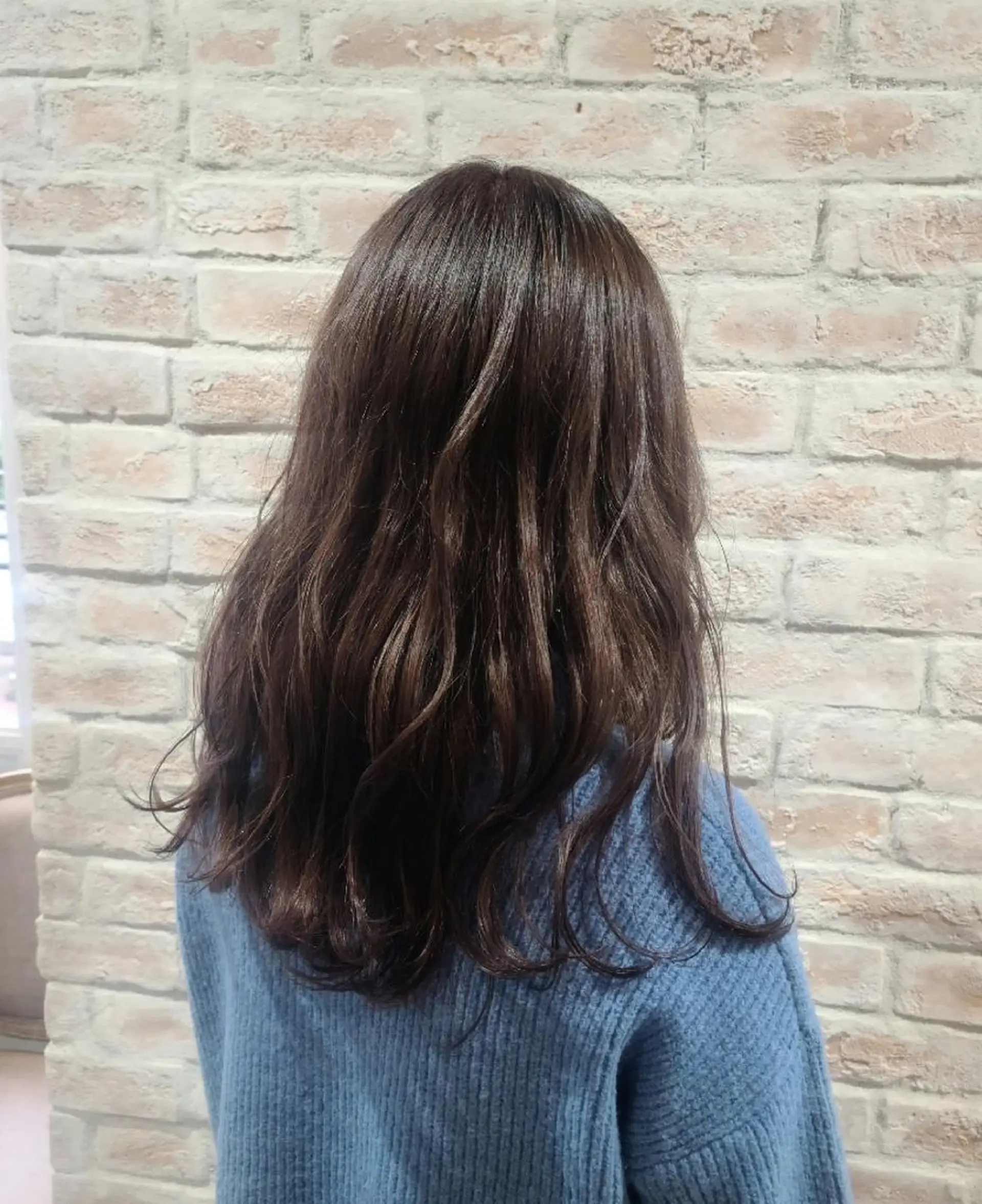 ロング カラー ブラウンカラー ココアブラウン 赤松 摩美のヘアスタイル