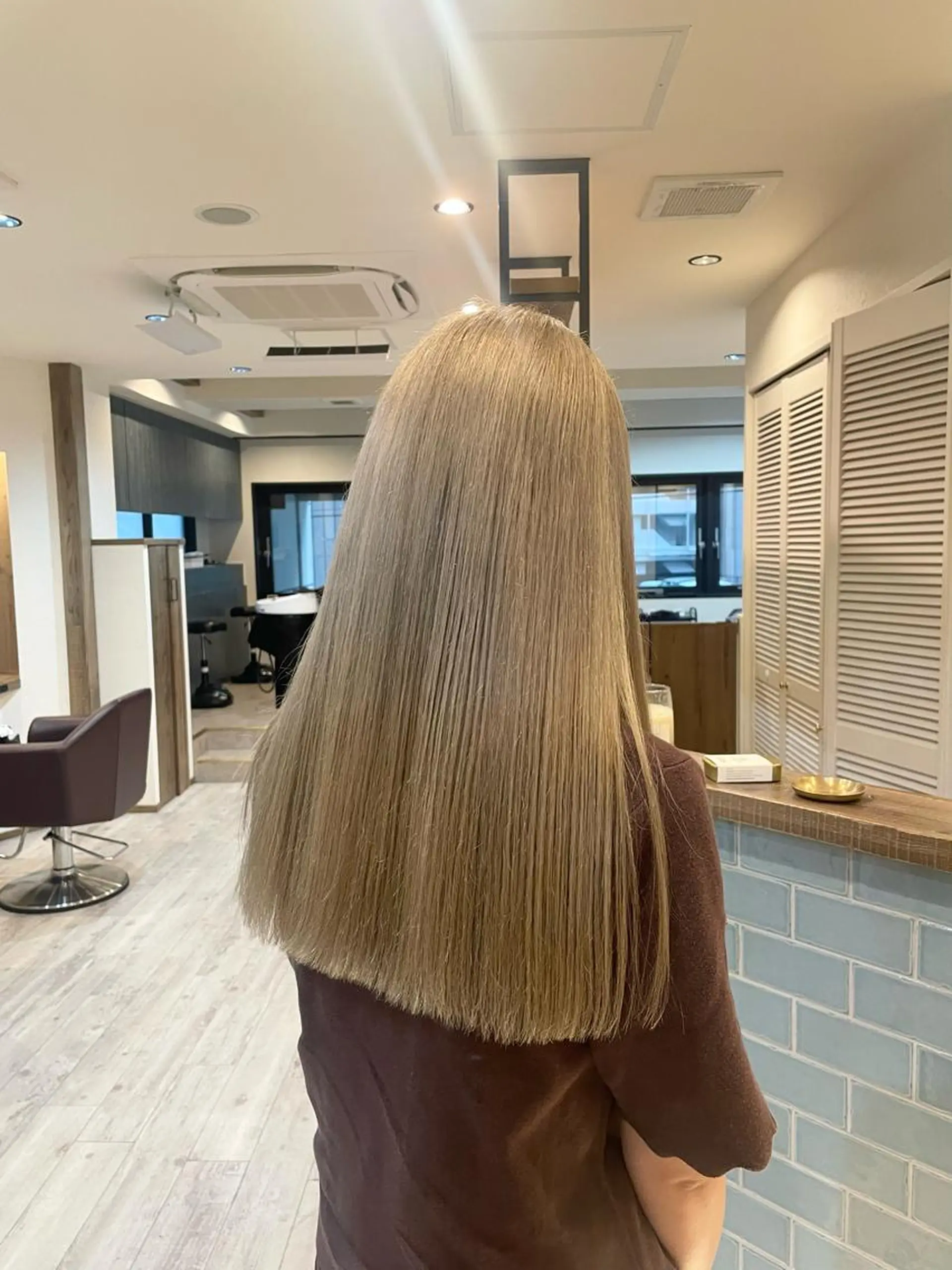 ロング カラー ブリーチ ブロンド ダブルカラー ハイトーンカラー ヘアカラー 渋谷 留菜のヘアスタイル