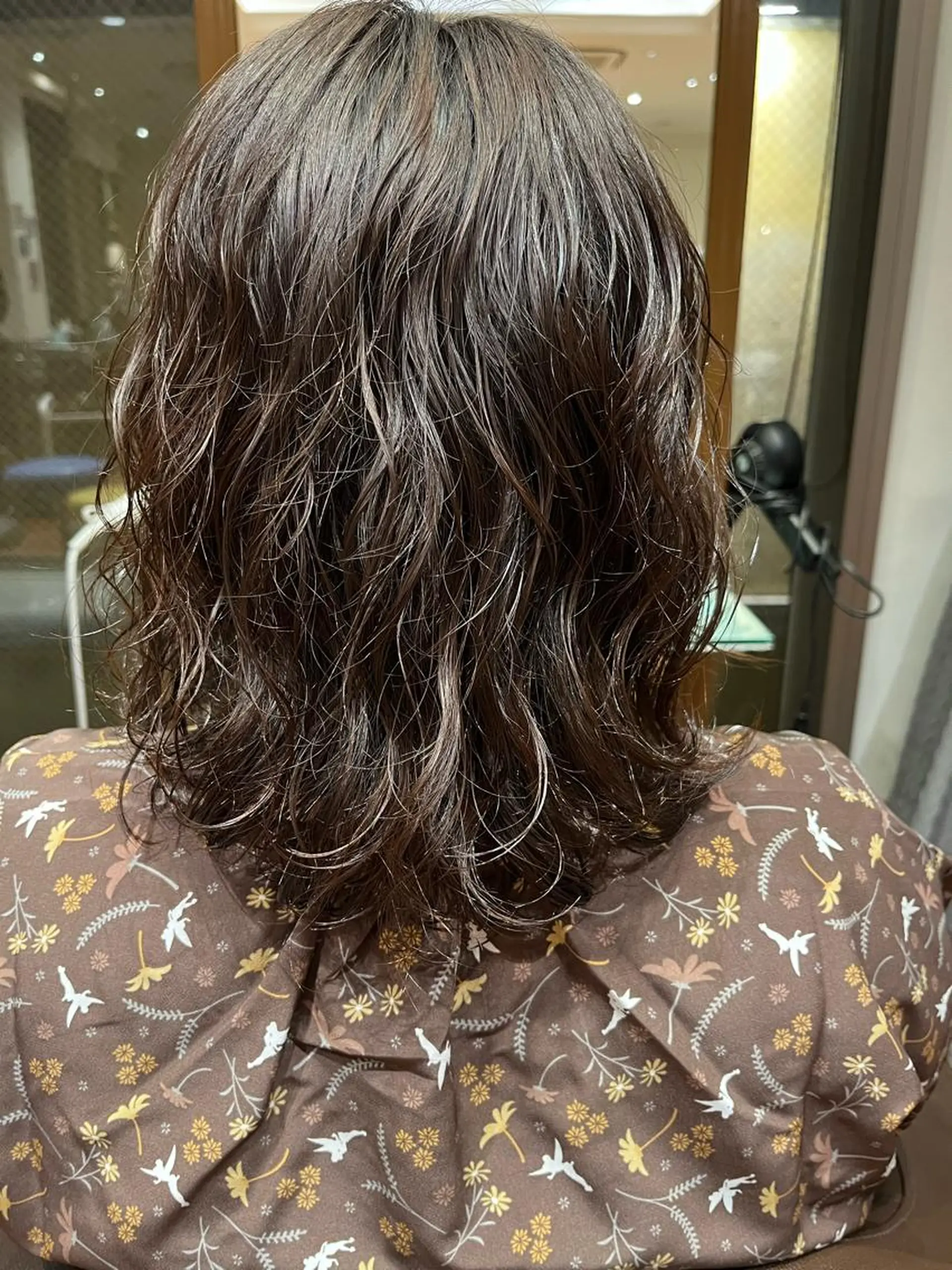 ミディアム パーマ ミディアムパーマ 梅本 佳容子のヘアスタイル