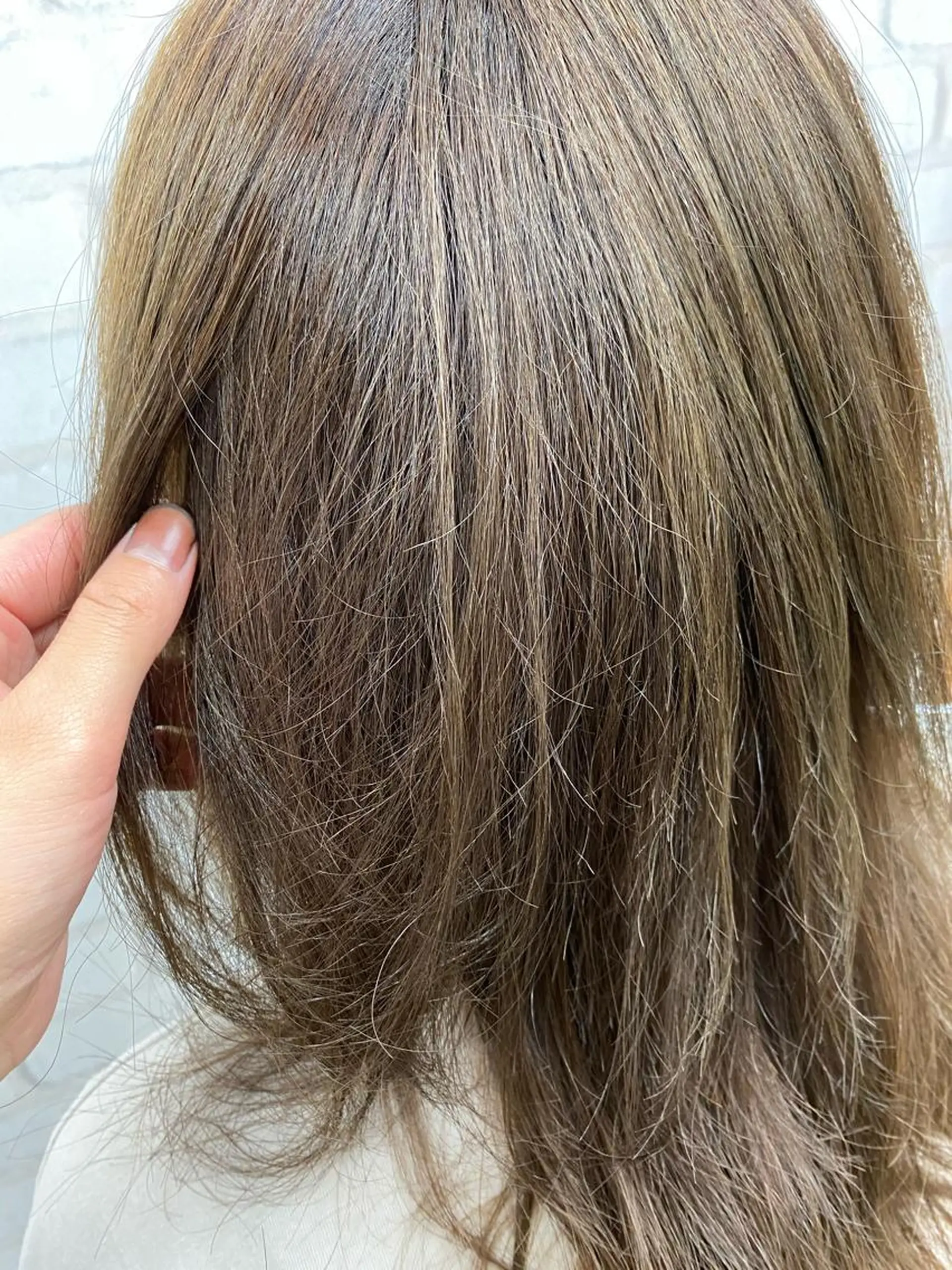 セミロング カラー ブリーチカラー🫧 森　凪沙のヘアスタイル