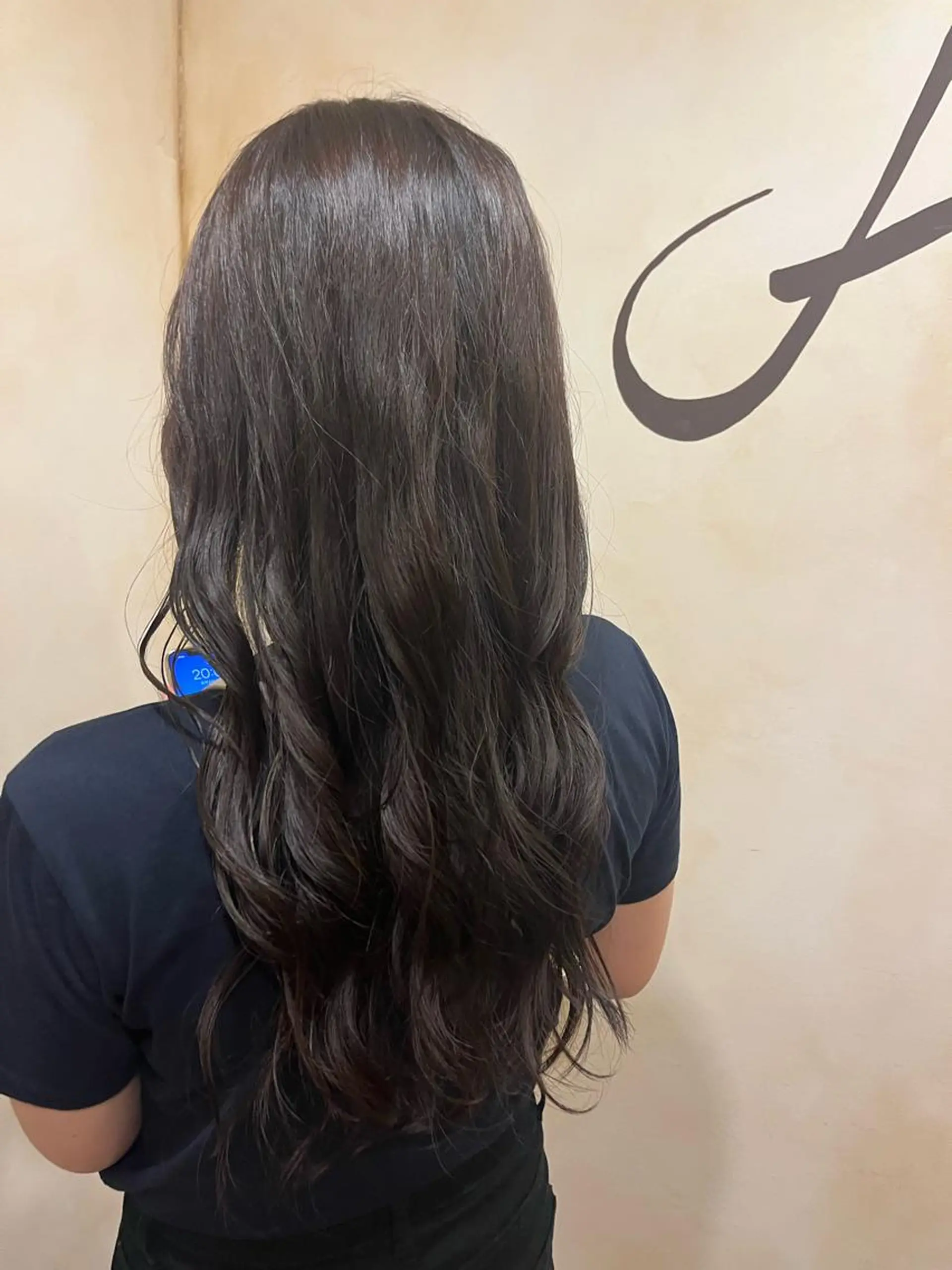 ロング カラー 秋澤 楓のヘアスタイル