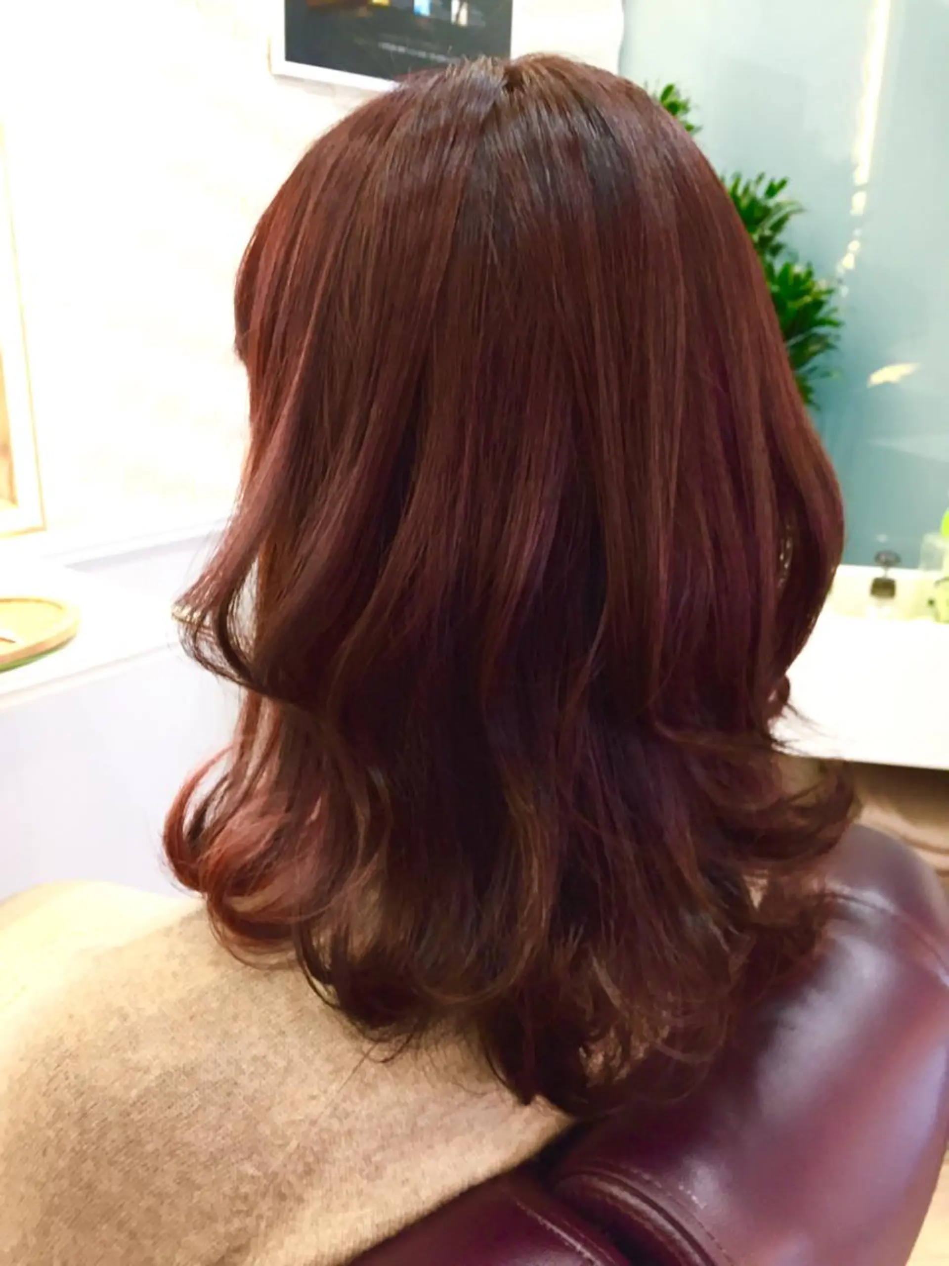 セミロング カット ヘアカラー トリートメント oluolu hairのヘアスタイル