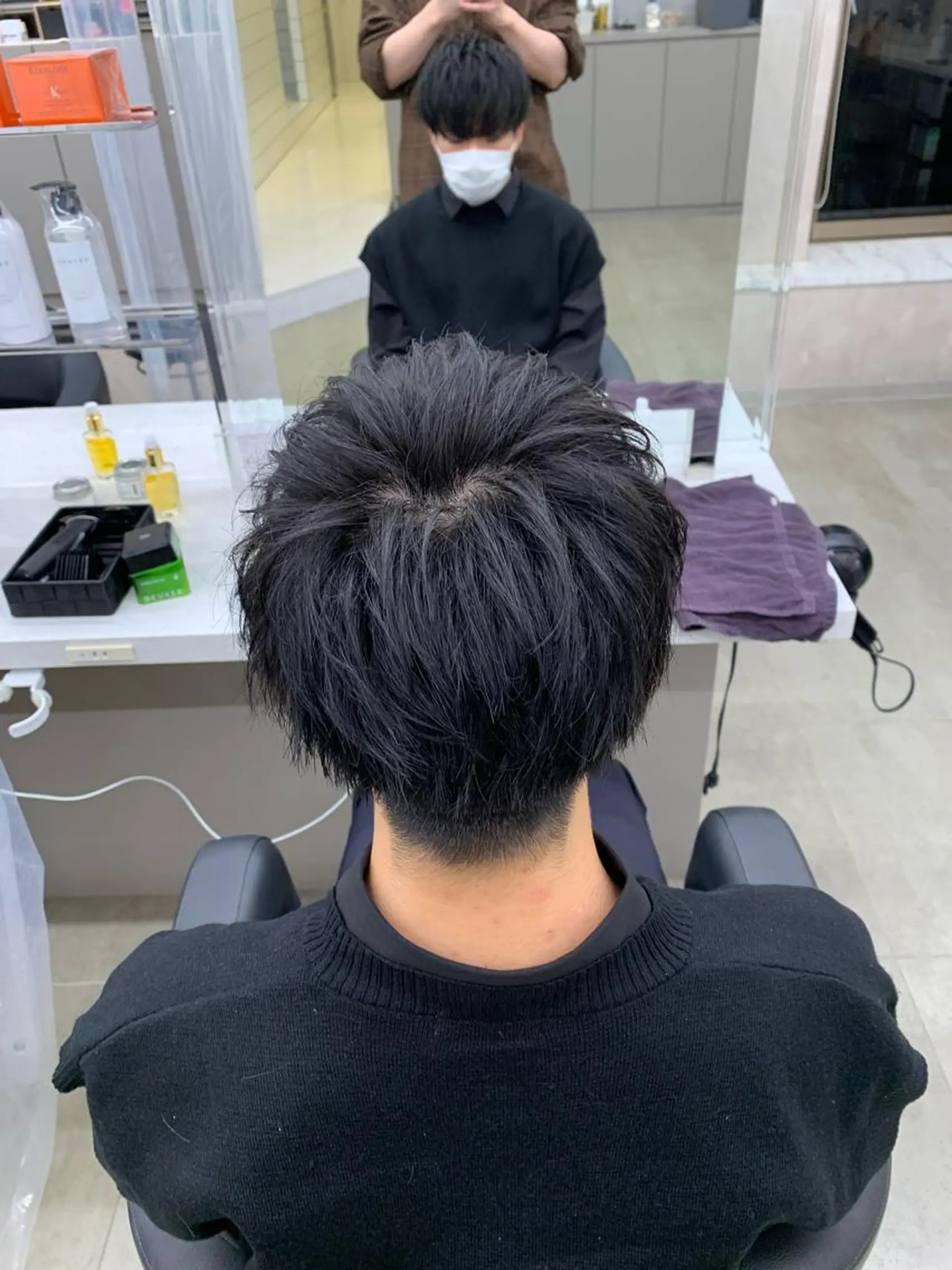 ショート カラー パーマ メンズ メンズパーマ特化 TAIGAのヘアスタイル