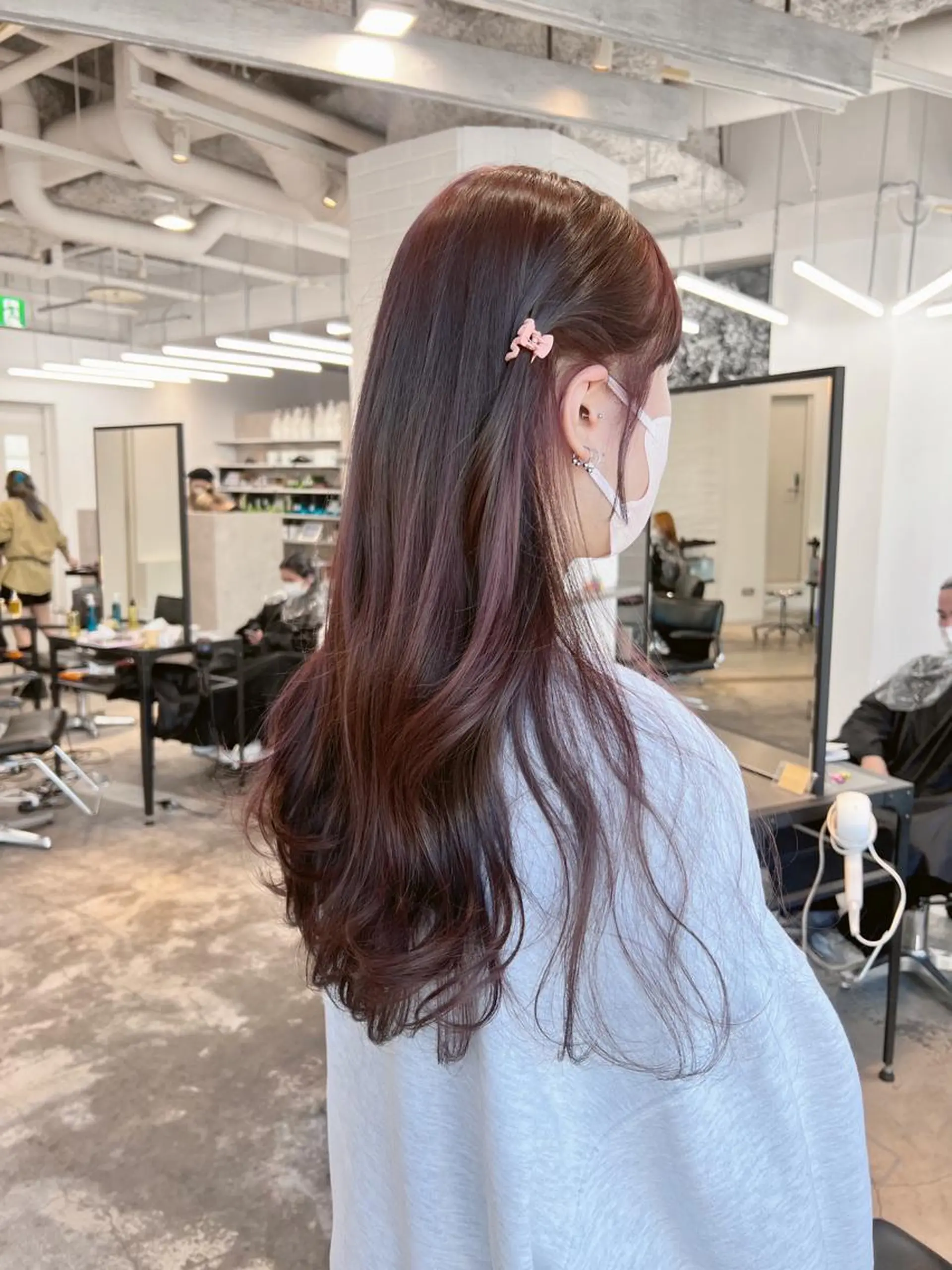 ミディアム カラー ヘアアレンジ ブリーチ ブラウンカラー ブリーチなしカラー ピンクカラー ピンクブラウン カット ヘアカラー トリートメント ヘアセット 天神レイヤーカット No.1💖マユカのヘアスタイル