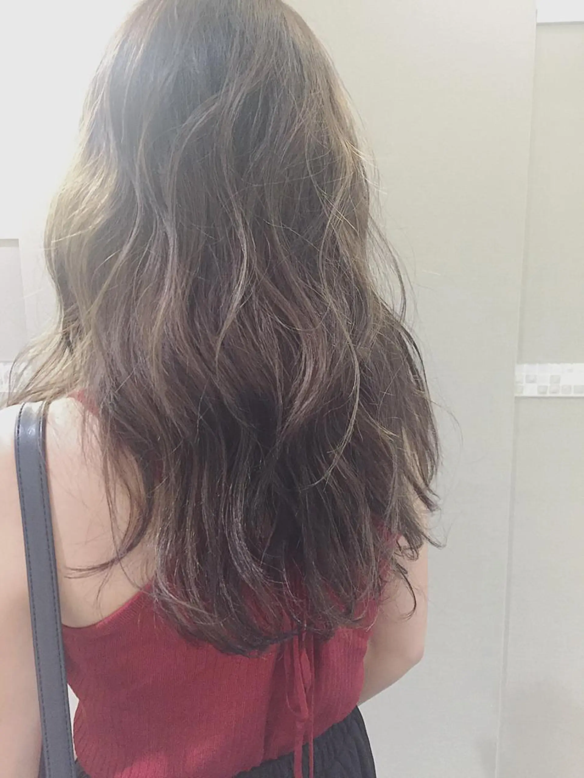 ロング ハイライト ヘアカラー 黒田瀬奈/ボブ まろやかベージュのヘアスタイル