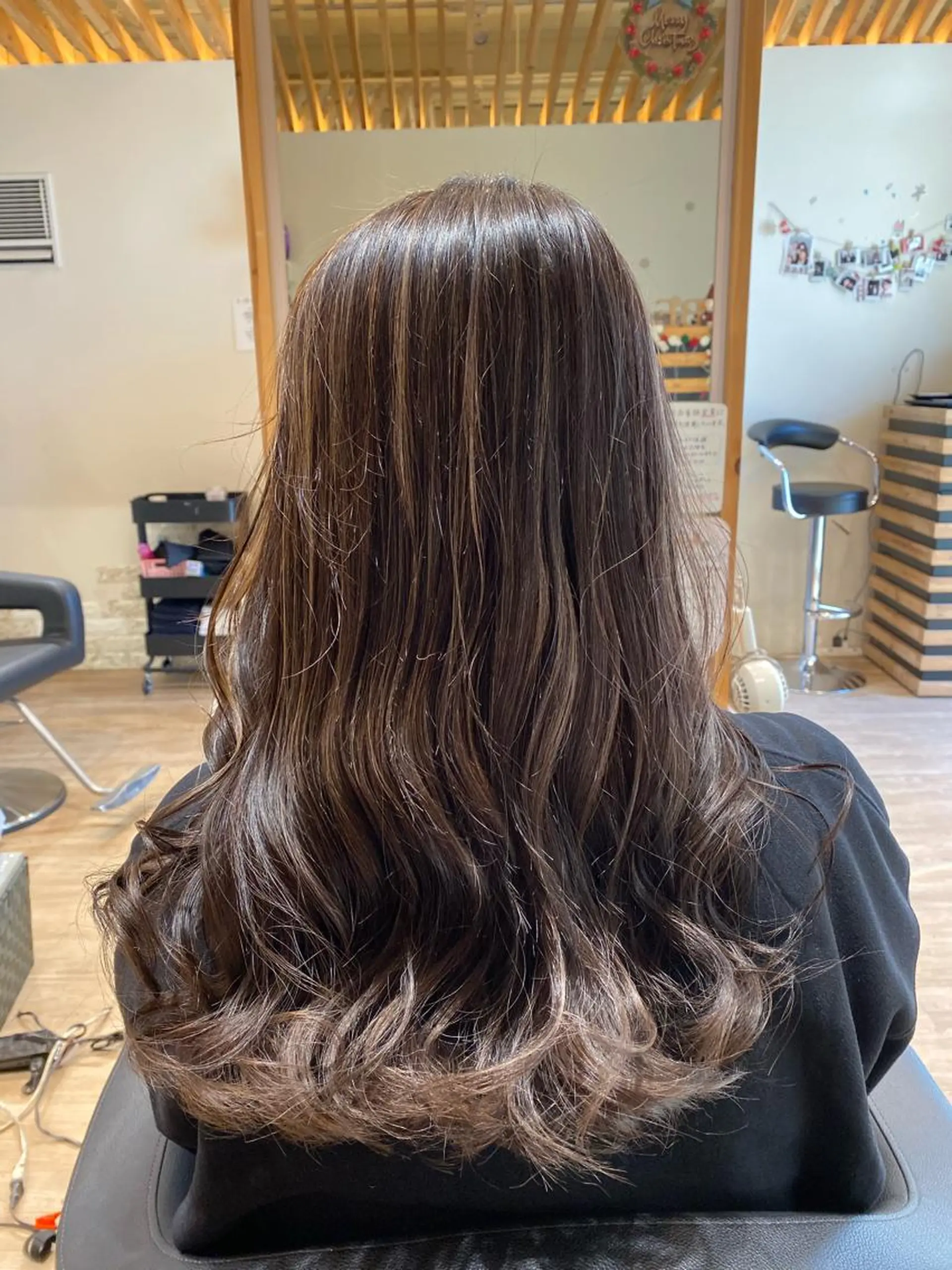 ロング カラー 関口 友行のヘアスタイル