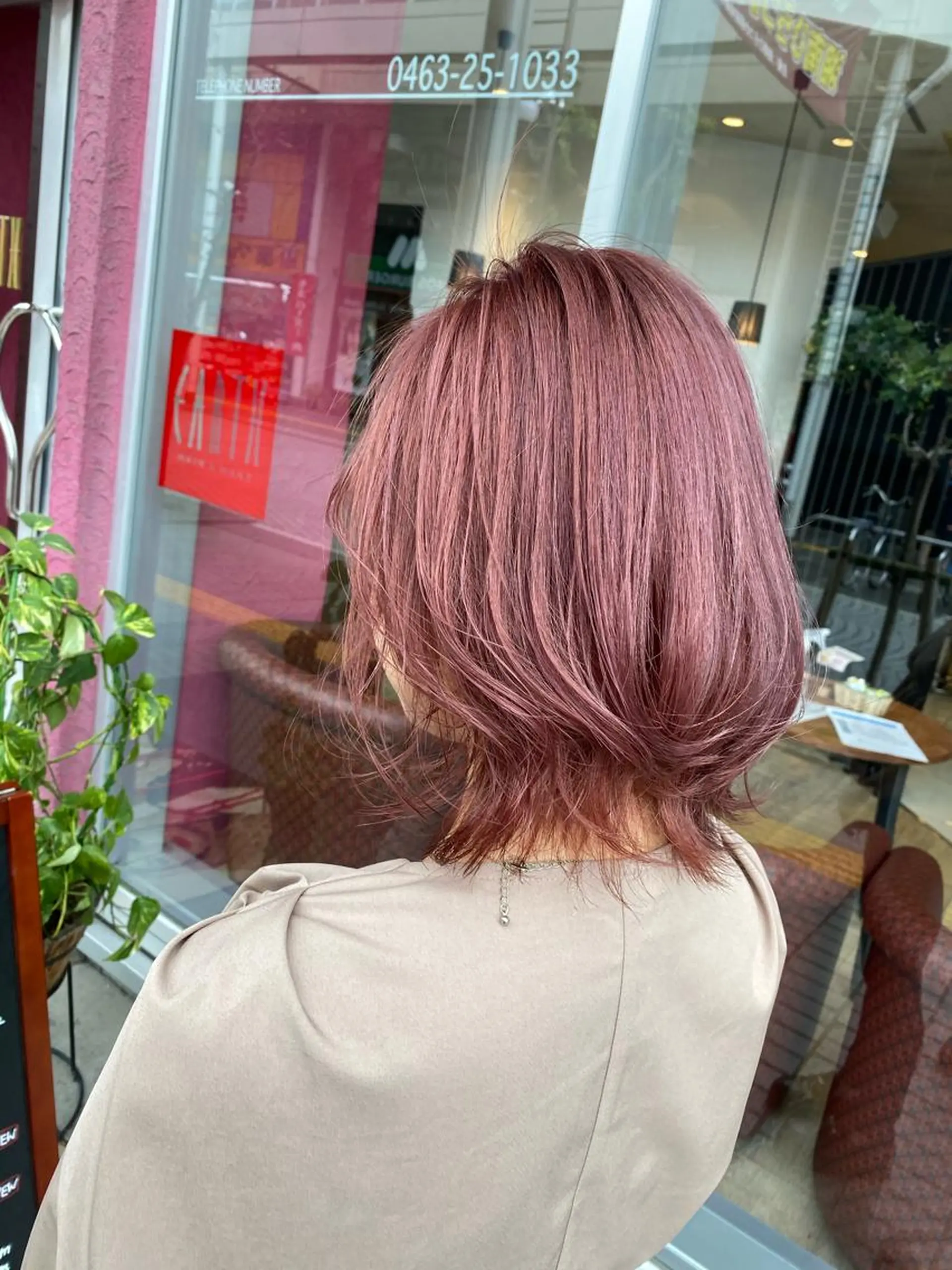 ショート カラー ピンクカラー ヘアカラー デザインカラー✨新倉 佑奈のヘアスタイル