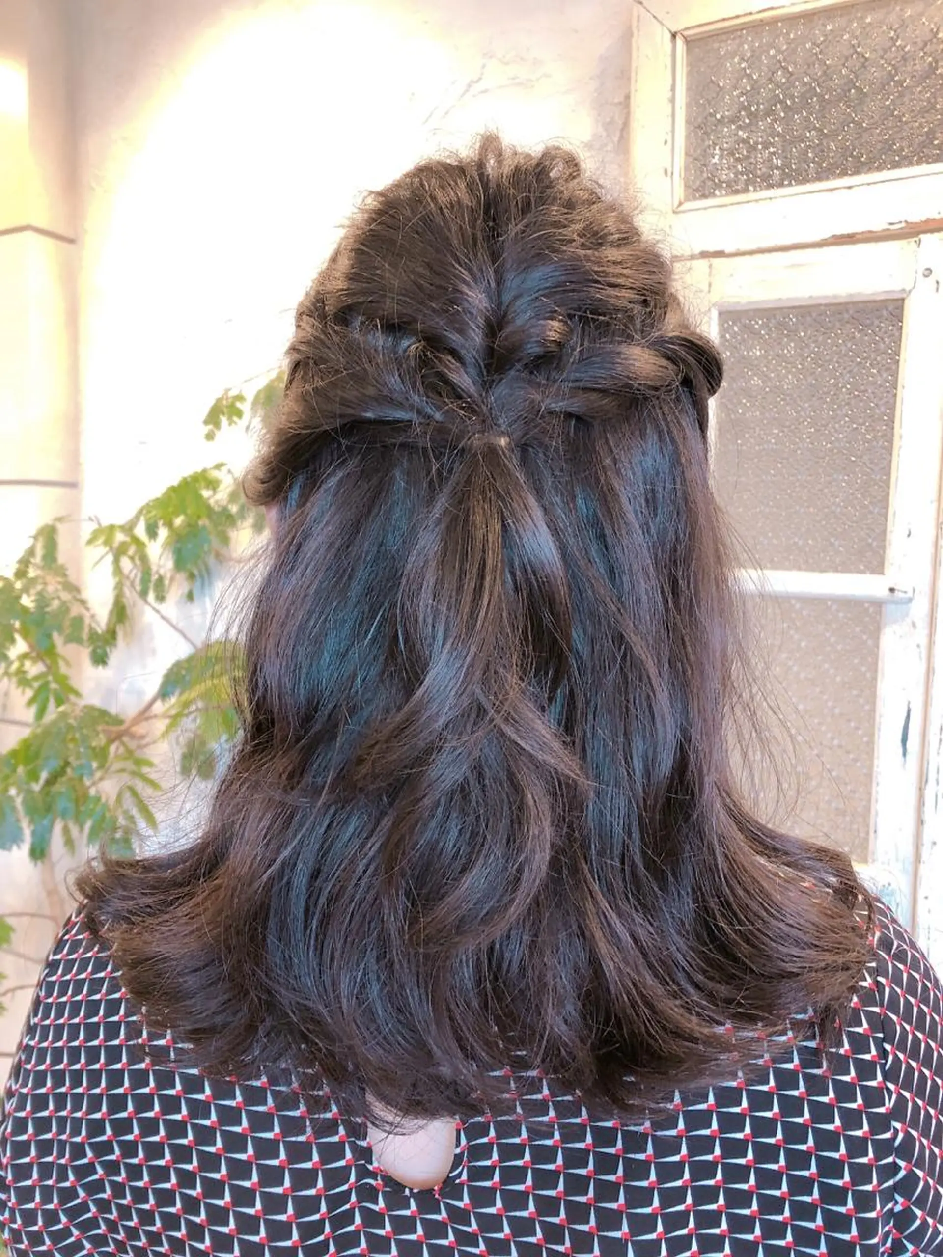 ロング カラー ヘアアレンジ ブルーカラー ブルージュ サロンドユウ こはるのヘアスタイル