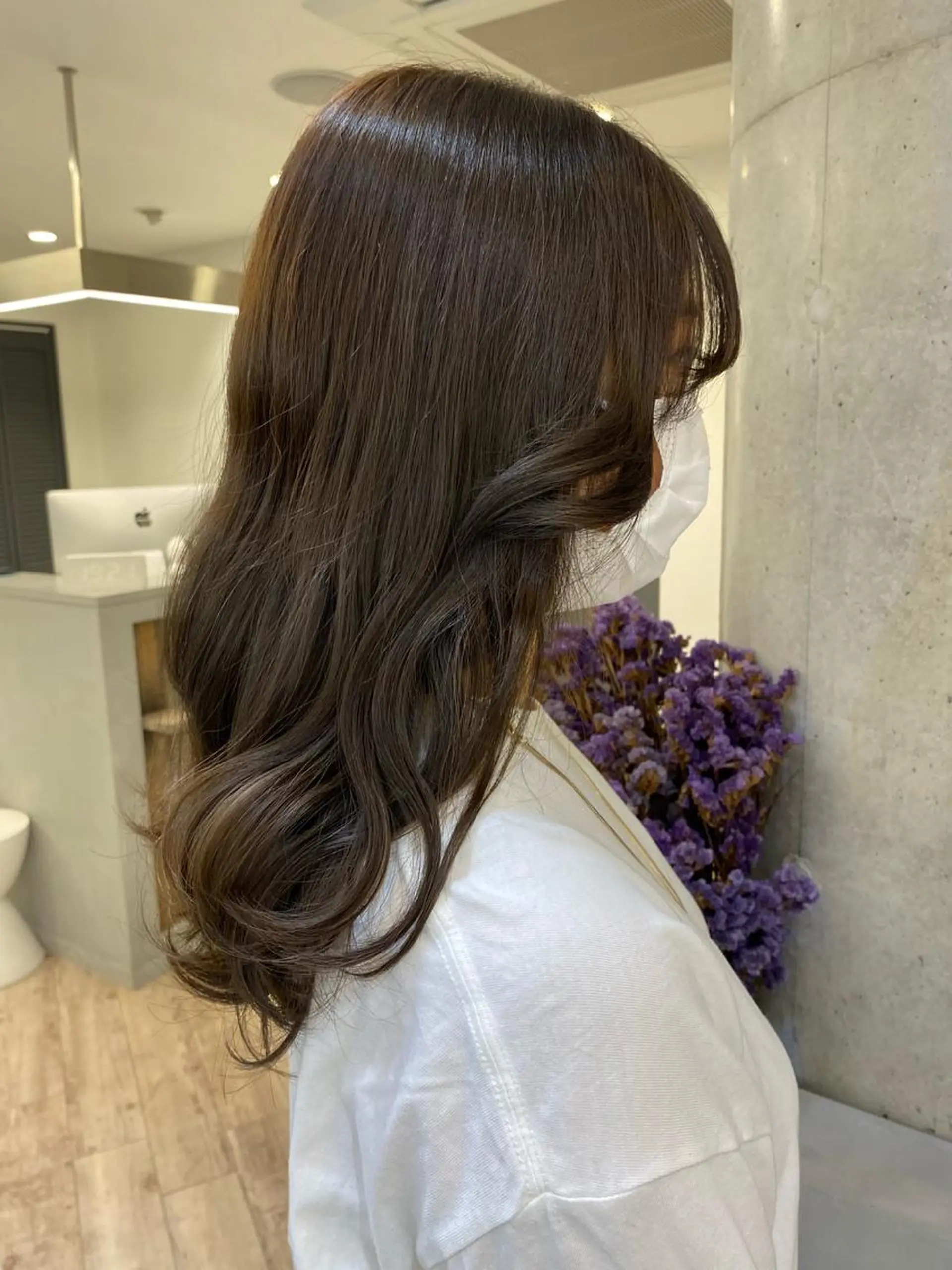 セミロング カラー ヘアアレンジ ベージュカラー ブリーチ ラテベージュ ブリーチなしカラー 🌷FUKA🌷 まろやかハイトーンのヘアスタイル
