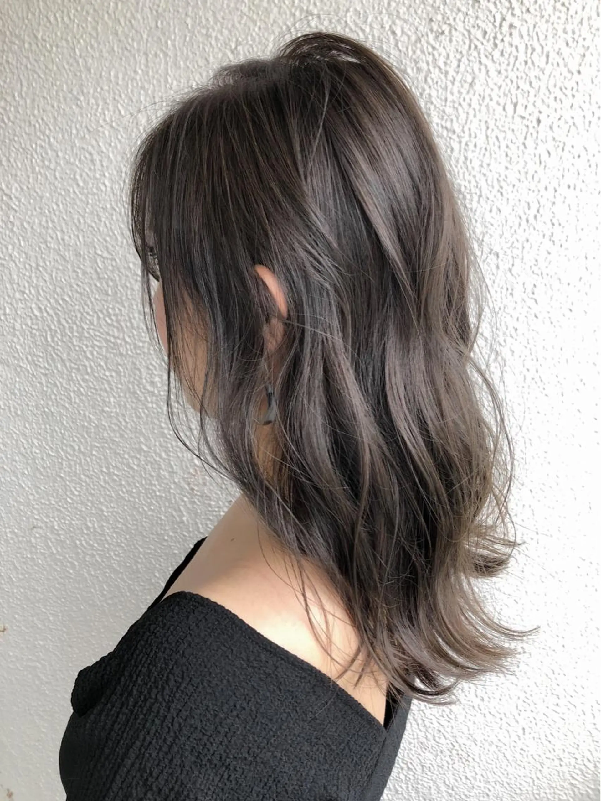 セミロング カラー ヘアアレンジ アッシュ ベージュカラー グレージュ universe tokyoのヘアスタイル