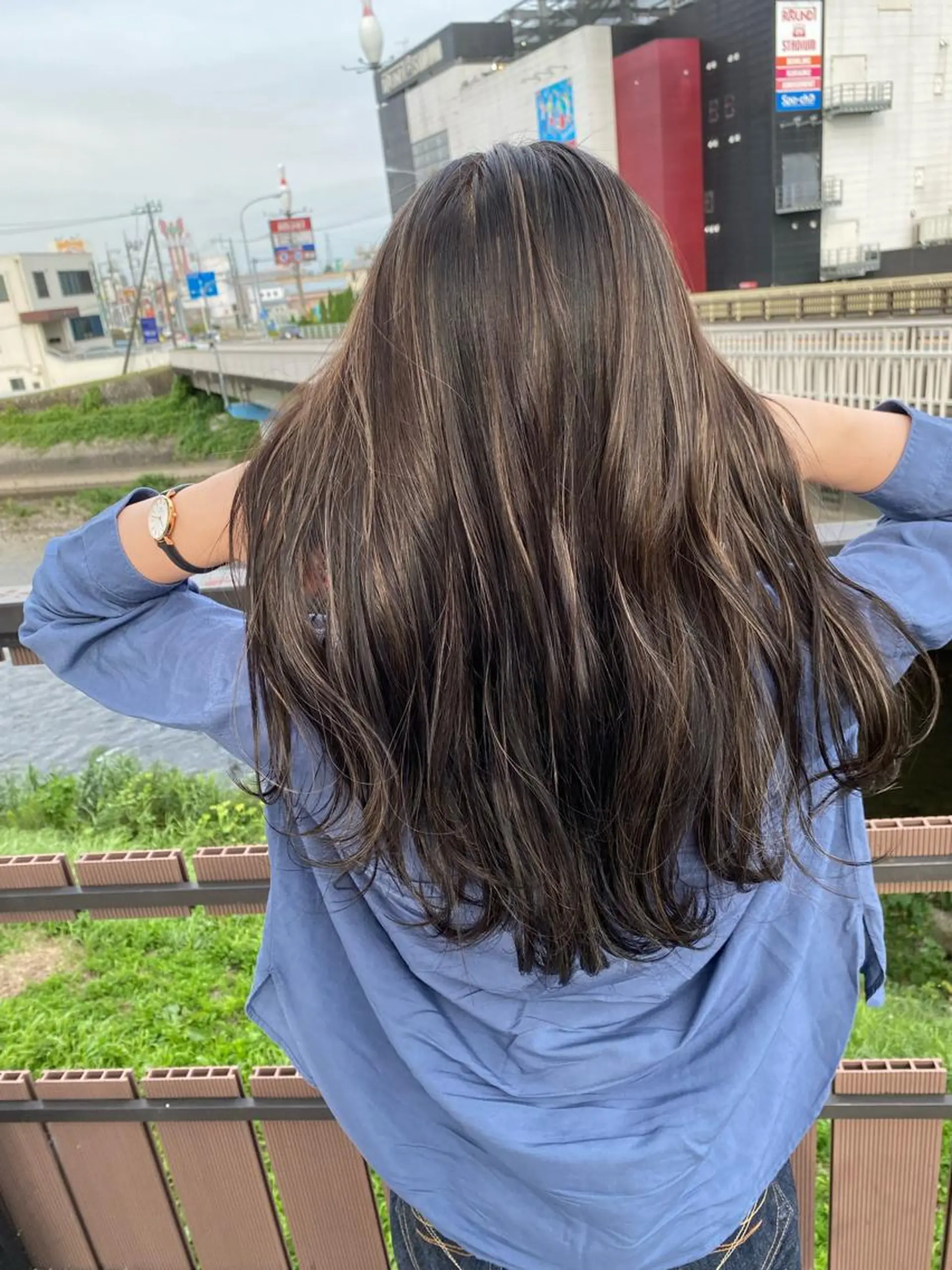 セミロング 粕川 達哉のヘアスタイル