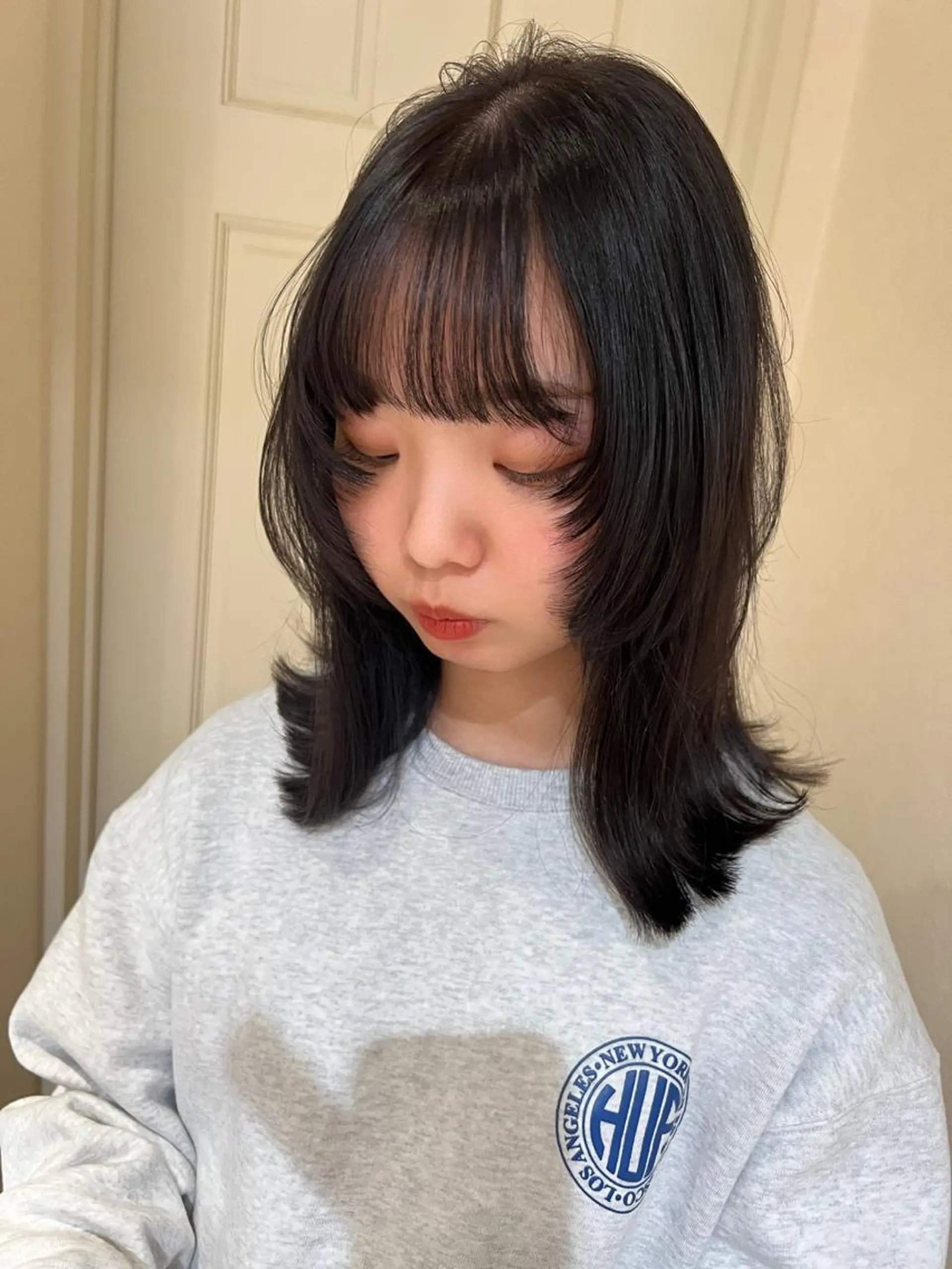 ミディアム カラー ヘアアレンジ ✨まとまるボブ/ 切りっぱなし/ユキナのヘアスタイル