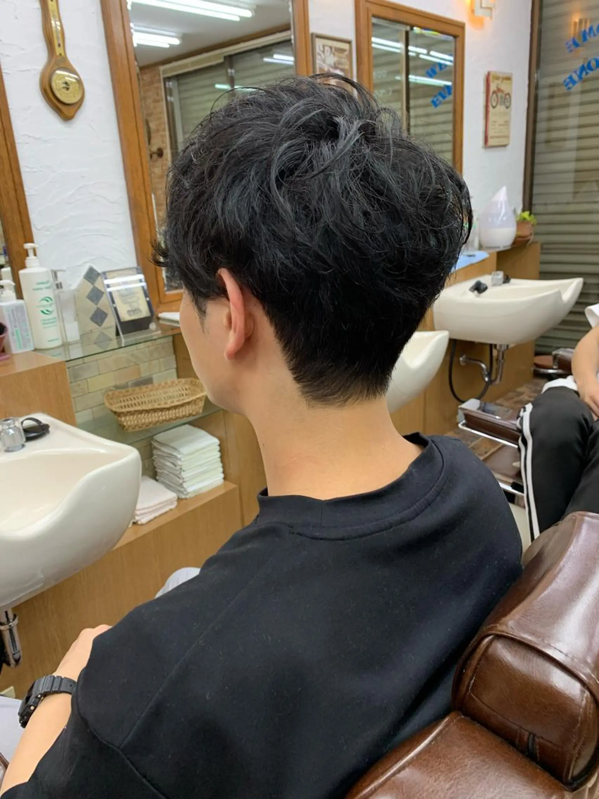 ミディアム メンズ ミディアムパーマ メンズパーマ 羽木 隆徒のヘアスタイル