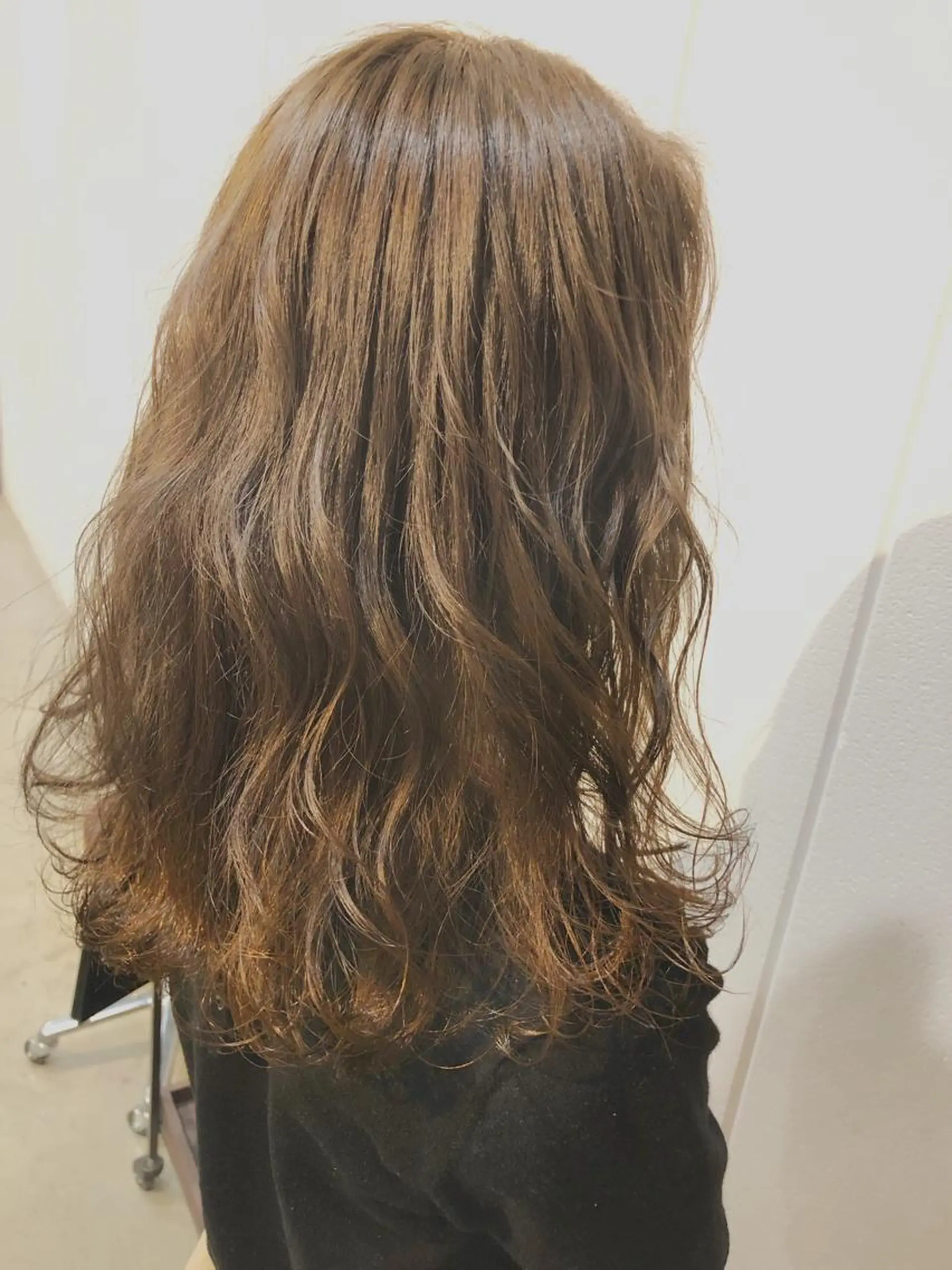 ロング カラー cherir髪質改善 パーソナルカラー診断のヘアスタイル