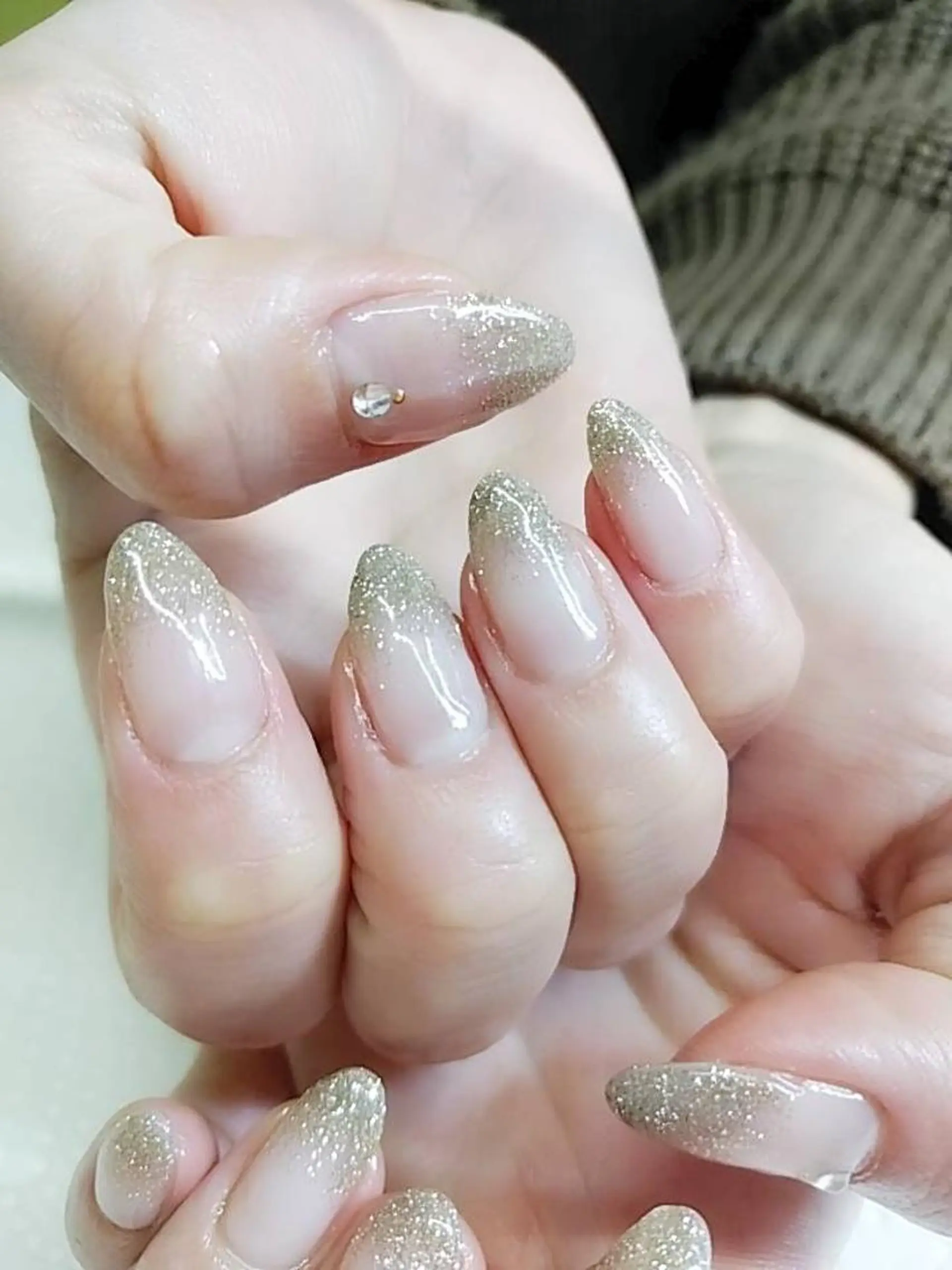 ネイル グラデーション ラメ(グリッター) ラメグラデーション プライベートサロン Rosy Lilyのネイルデザイン