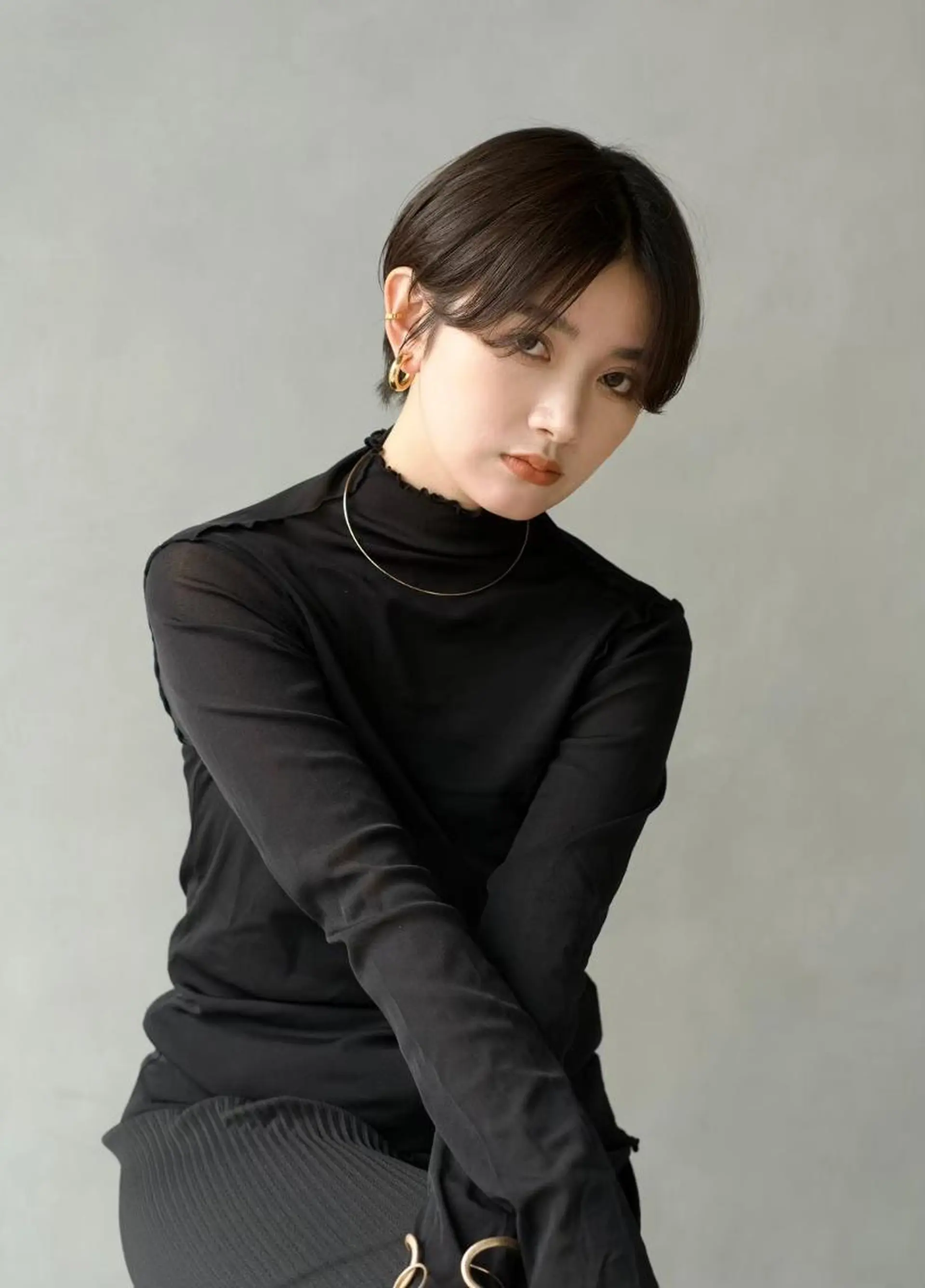 ミディアム カラー パーマ ミディアムパーマ アッシュ バレイヤージュ ベージュカラー ブリーチ カット トリートメント CEINE loqのヘアスタイル