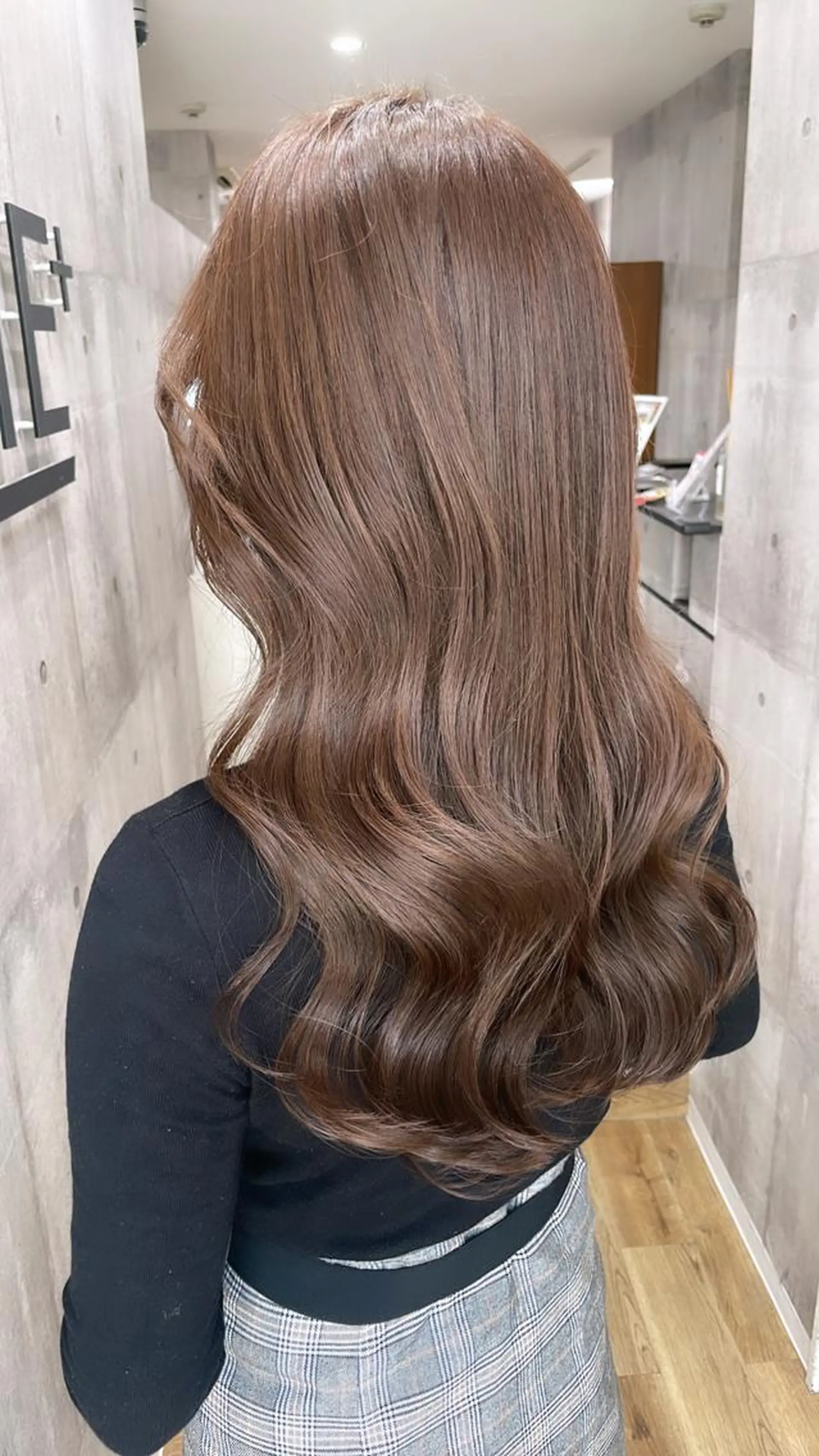 セミロング 外国人風カラー ハイライト 髪質改善 似合わせカット トリートメント saho .のヘアスタイル