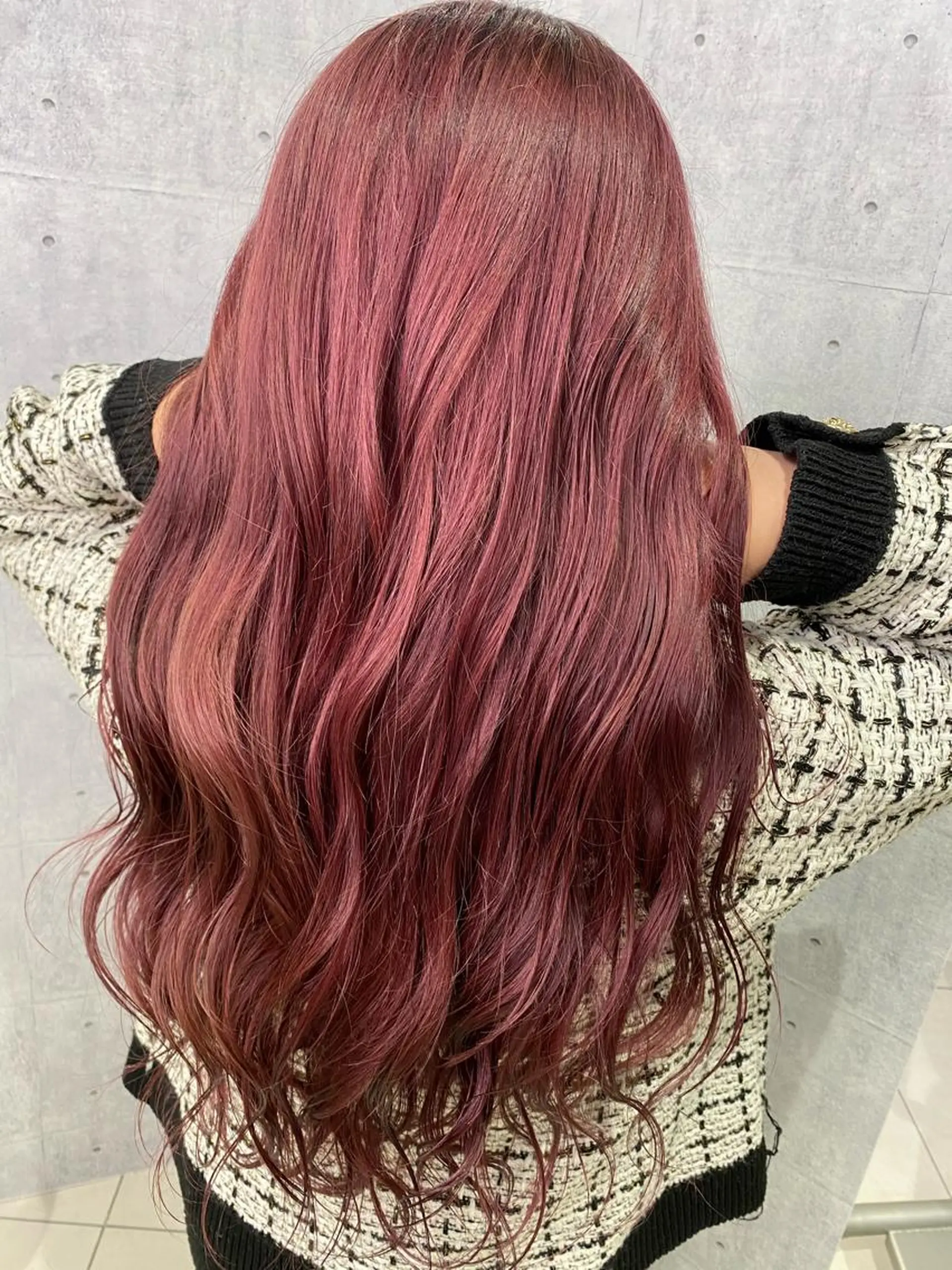 ロング 🍀透明感抜群🍀/ ハイトーンカラーのヘアスタイル