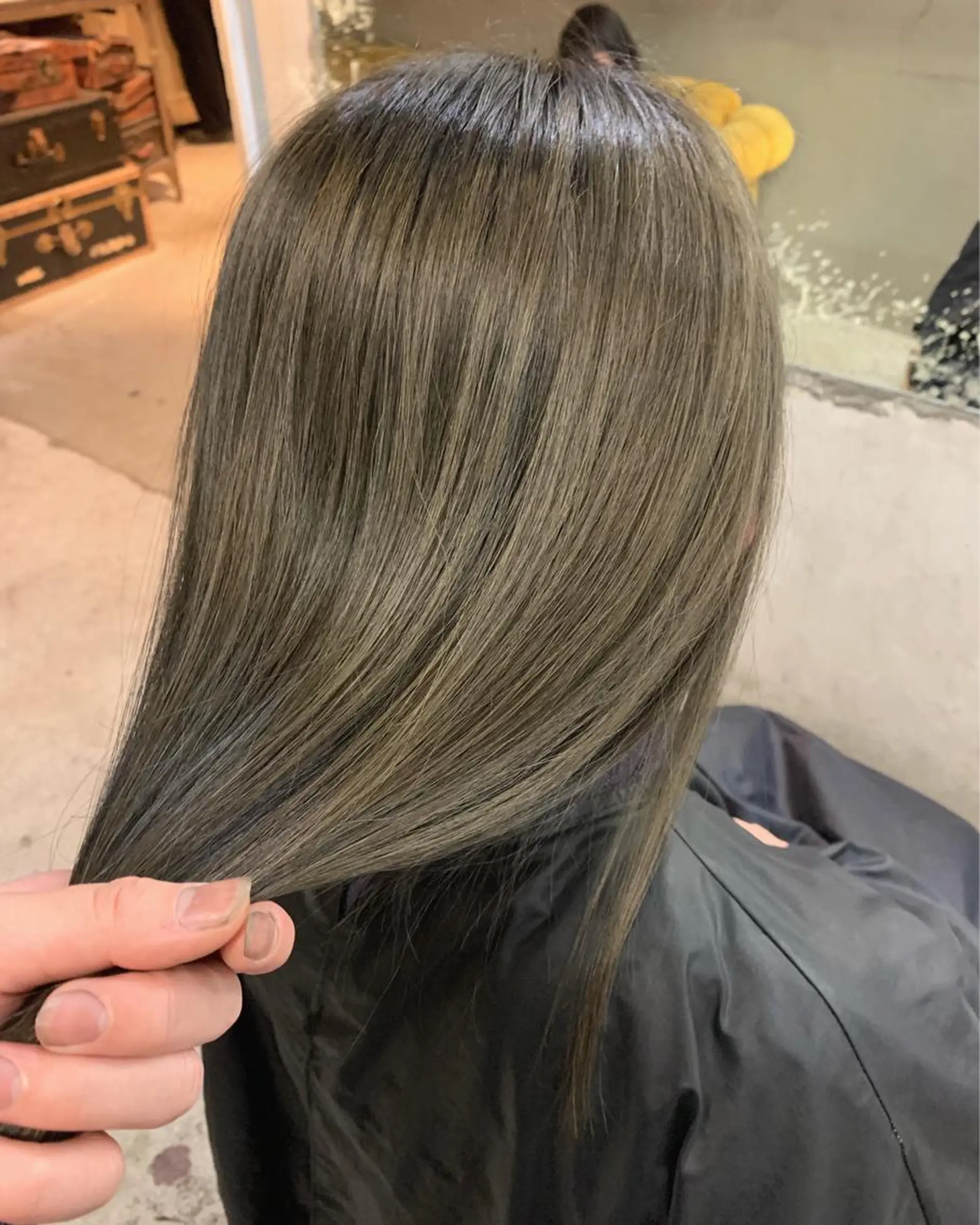 セミロング カラー 外国人風カラー 似合わせカラー🫶 小川千波のヘアスタイル