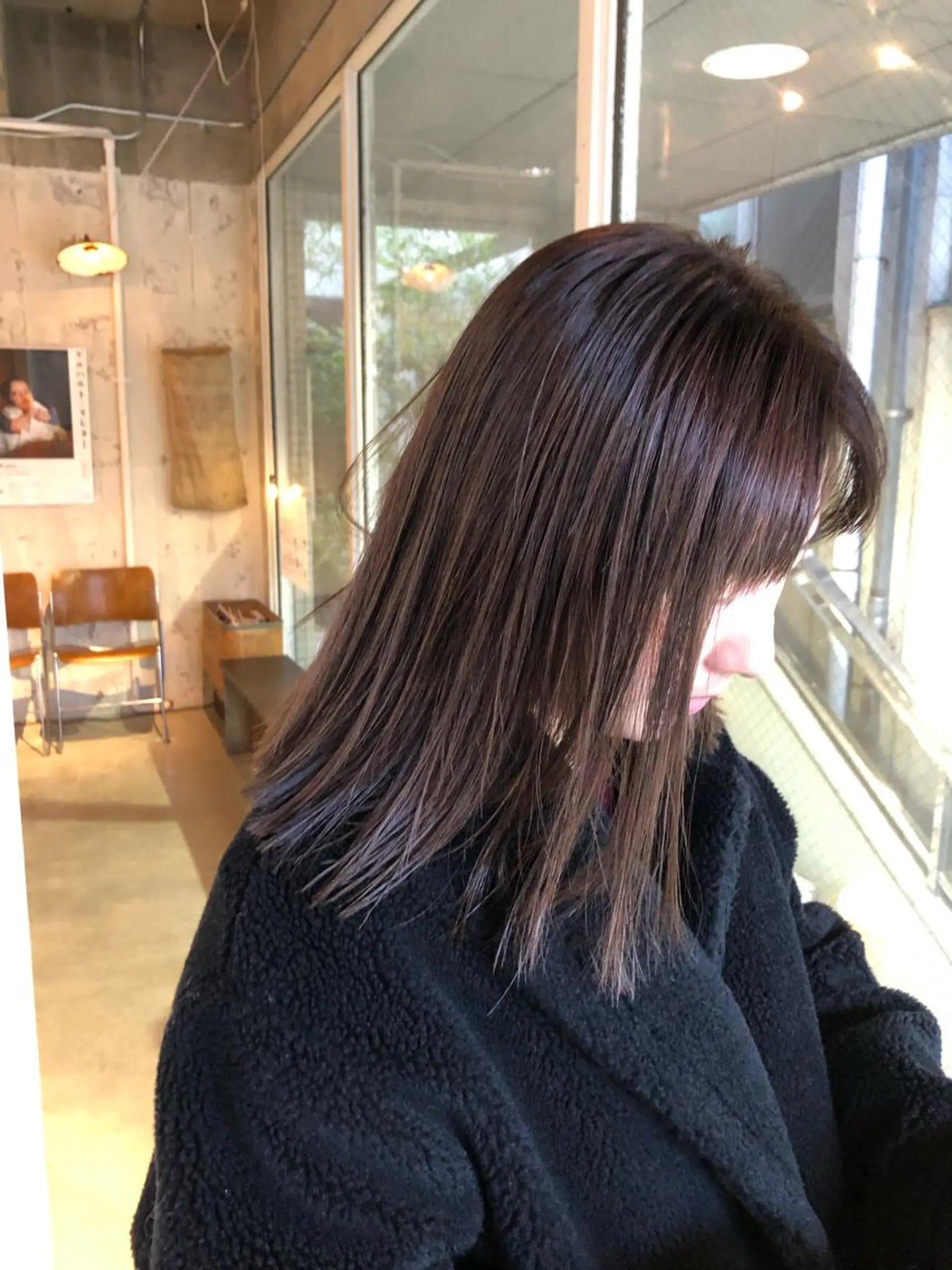 カラー ベージュカラー ラベンダーカラー 竹内 絢香のヘアスタイル