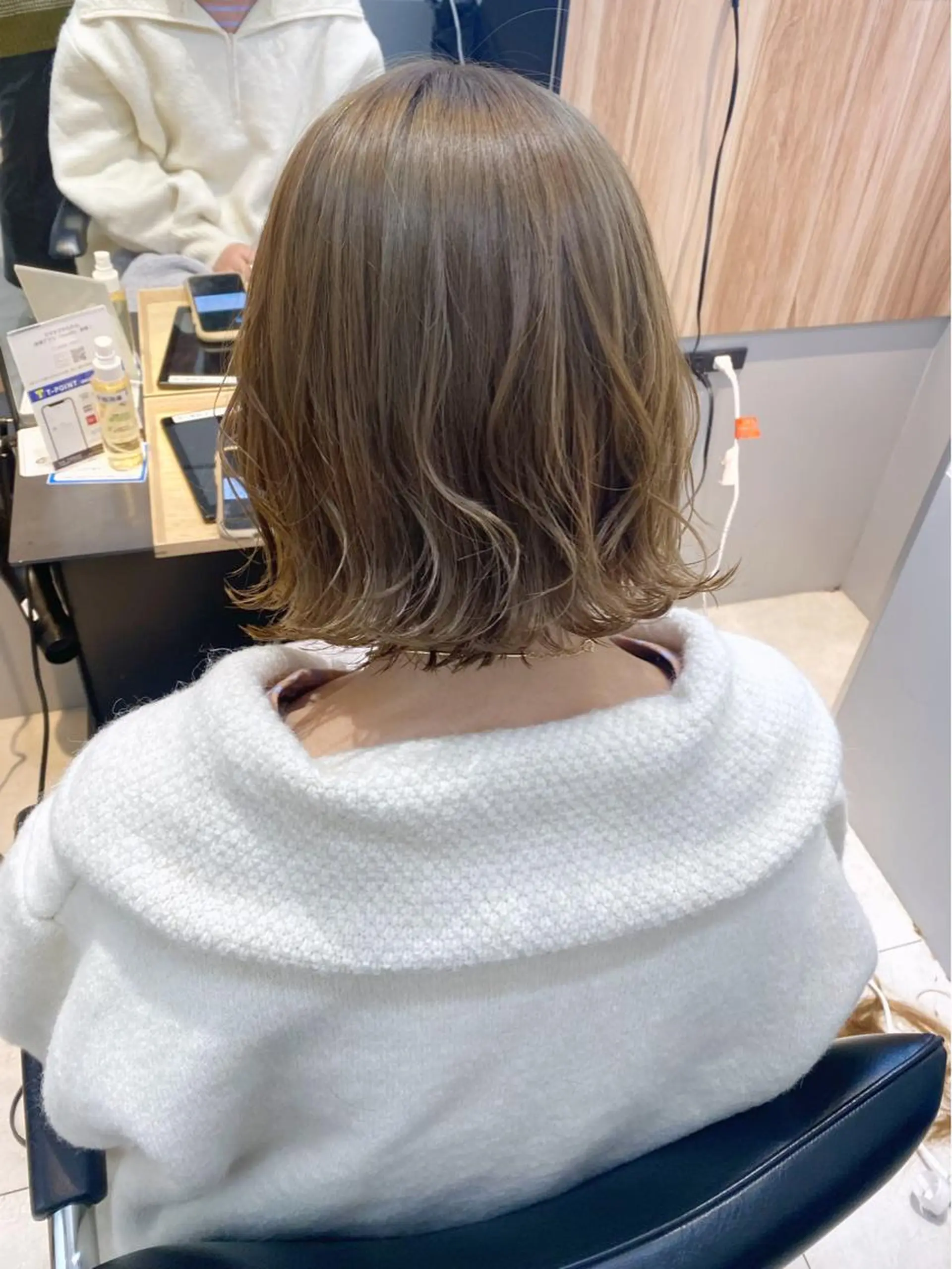 ミディアム カラー ヘアアレンジ カット Hatanaka Airiのヘアスタイル