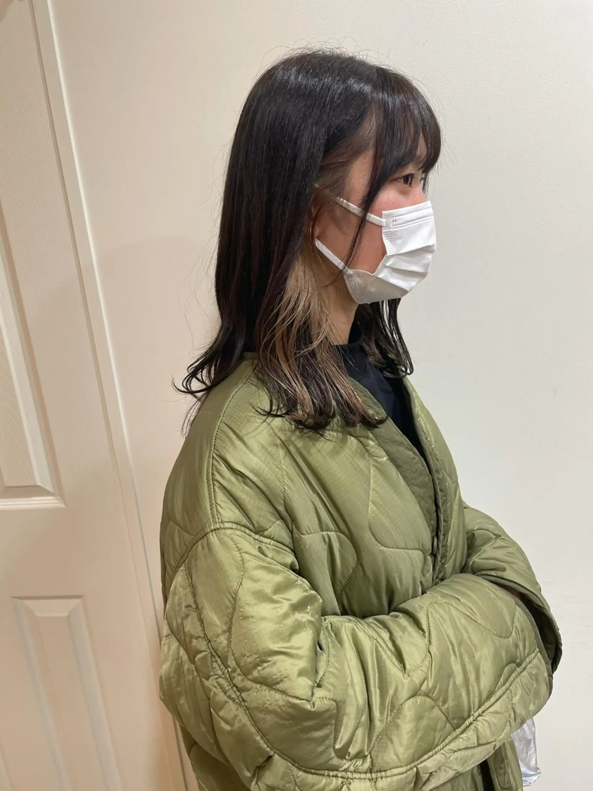 ミディアム カラー ヘアカラー トリートメント MIOベージュカラー 柔らかいカラーのヘアスタイル