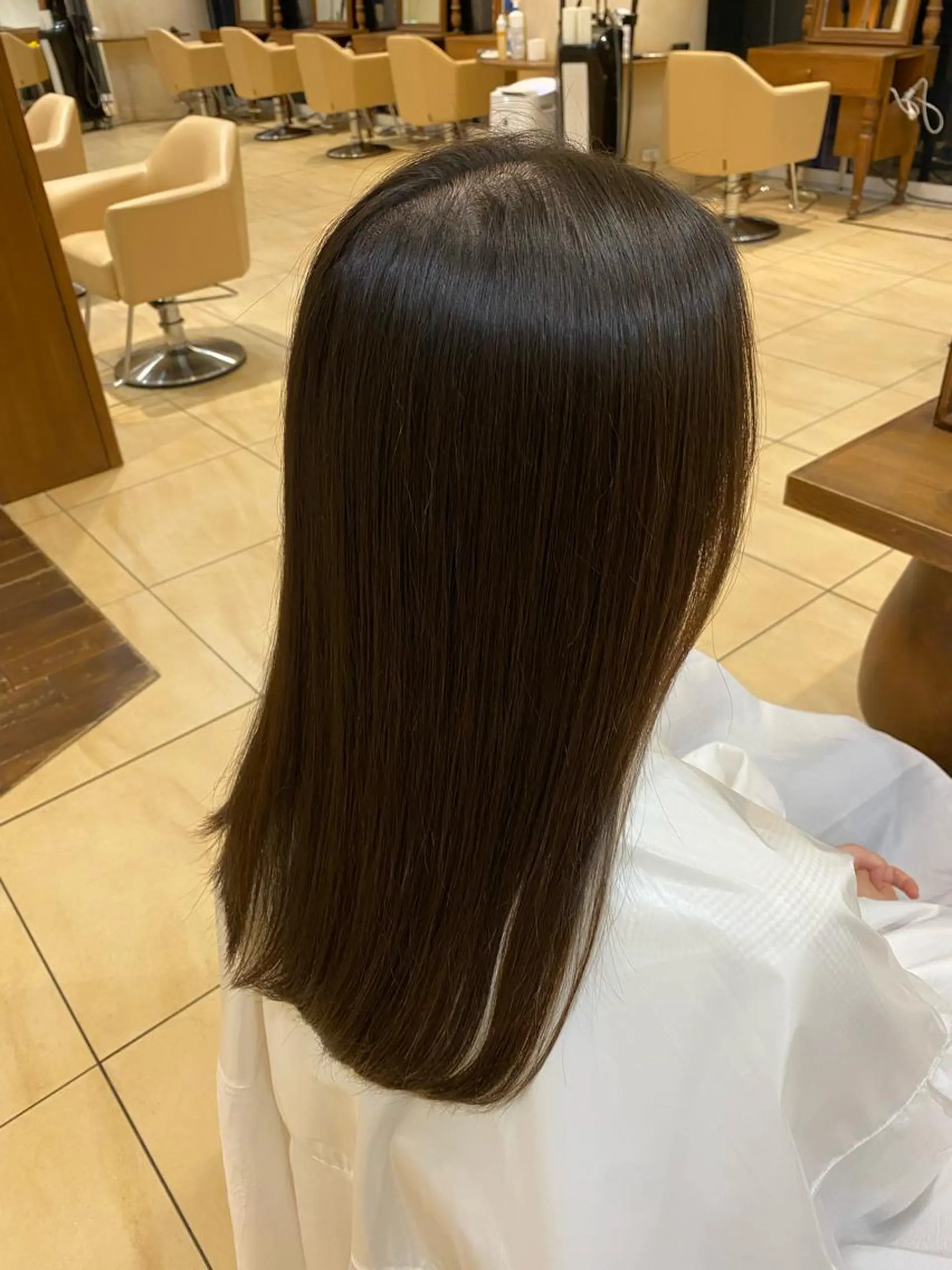 セミロング 縮毛矯正 トリートメント 地毛風ストレート/ 髪質改善/セキネのヘアスタイル