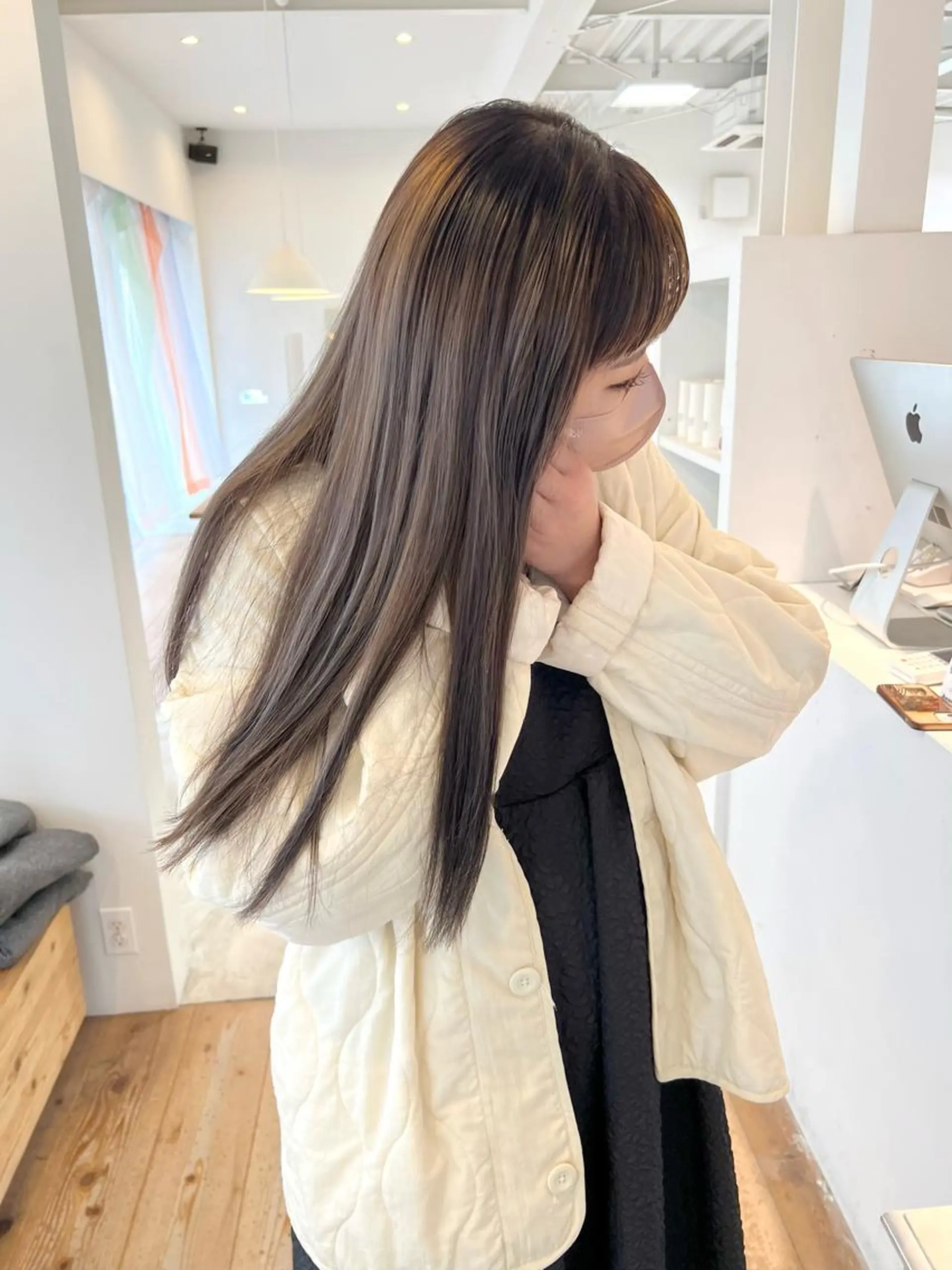 ミディアム カット ヘアカラー トリートメント iru所属・透明感，髪質改善の プロ☝🏻前田俊樹✨のヘアスタイル