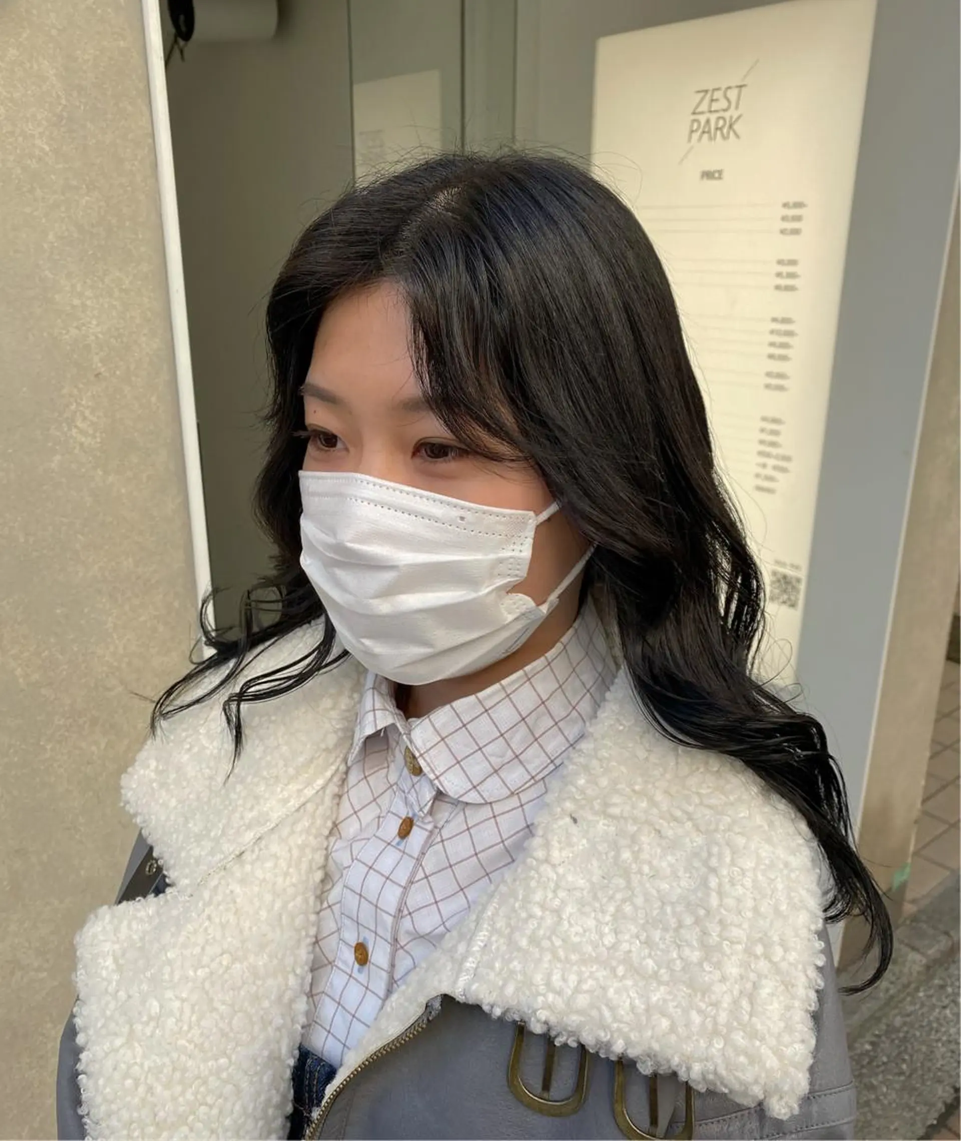 セミロング カラー ダークグレー ダークグレージュ グレージュ ワンカールで盛れる レイヤー🎀Macoのヘアスタイル