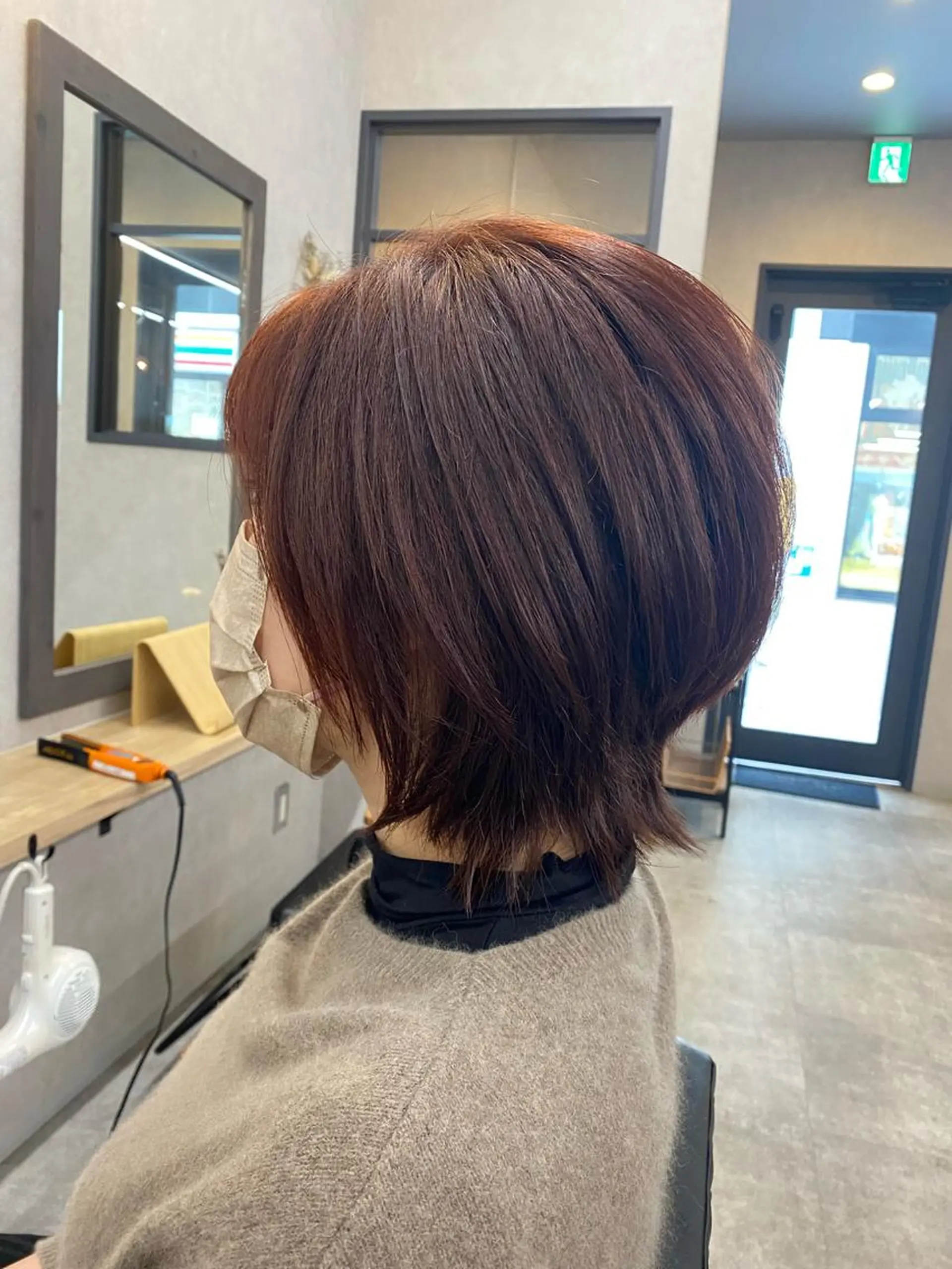 ショート カラー ウルフカット SHOTA 大人ショートのヘアスタイル