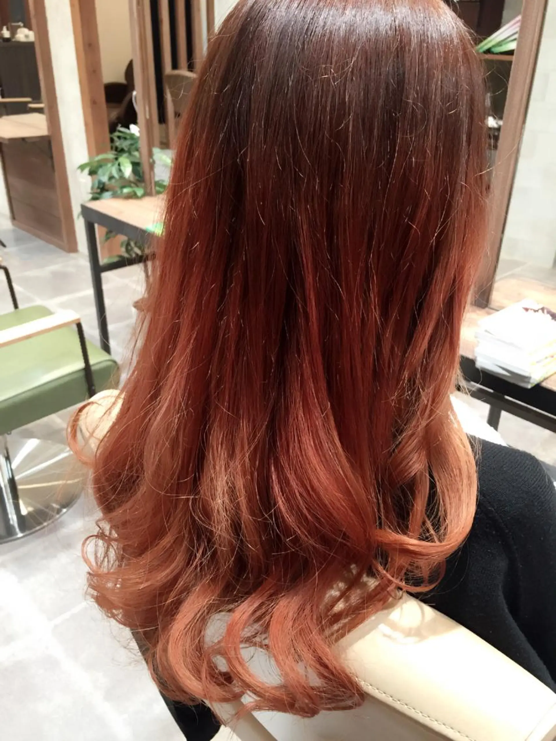 ロング カラー 髪質改善&ブリーチ 伊勢 祐一郎のヘアスタイル