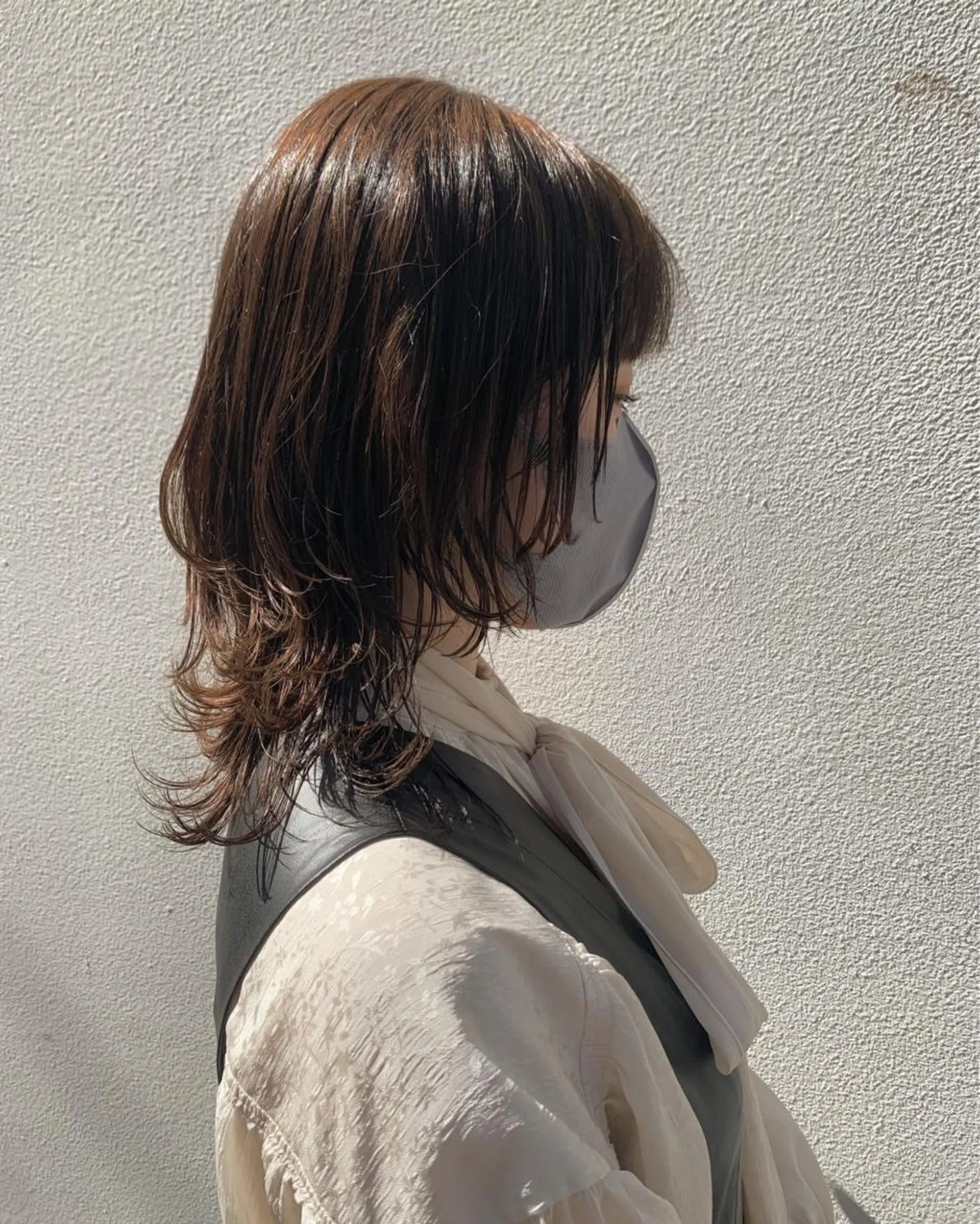 ミディアム ブリーチ/ウルフ ハッシュカット/石山のヘアスタイル